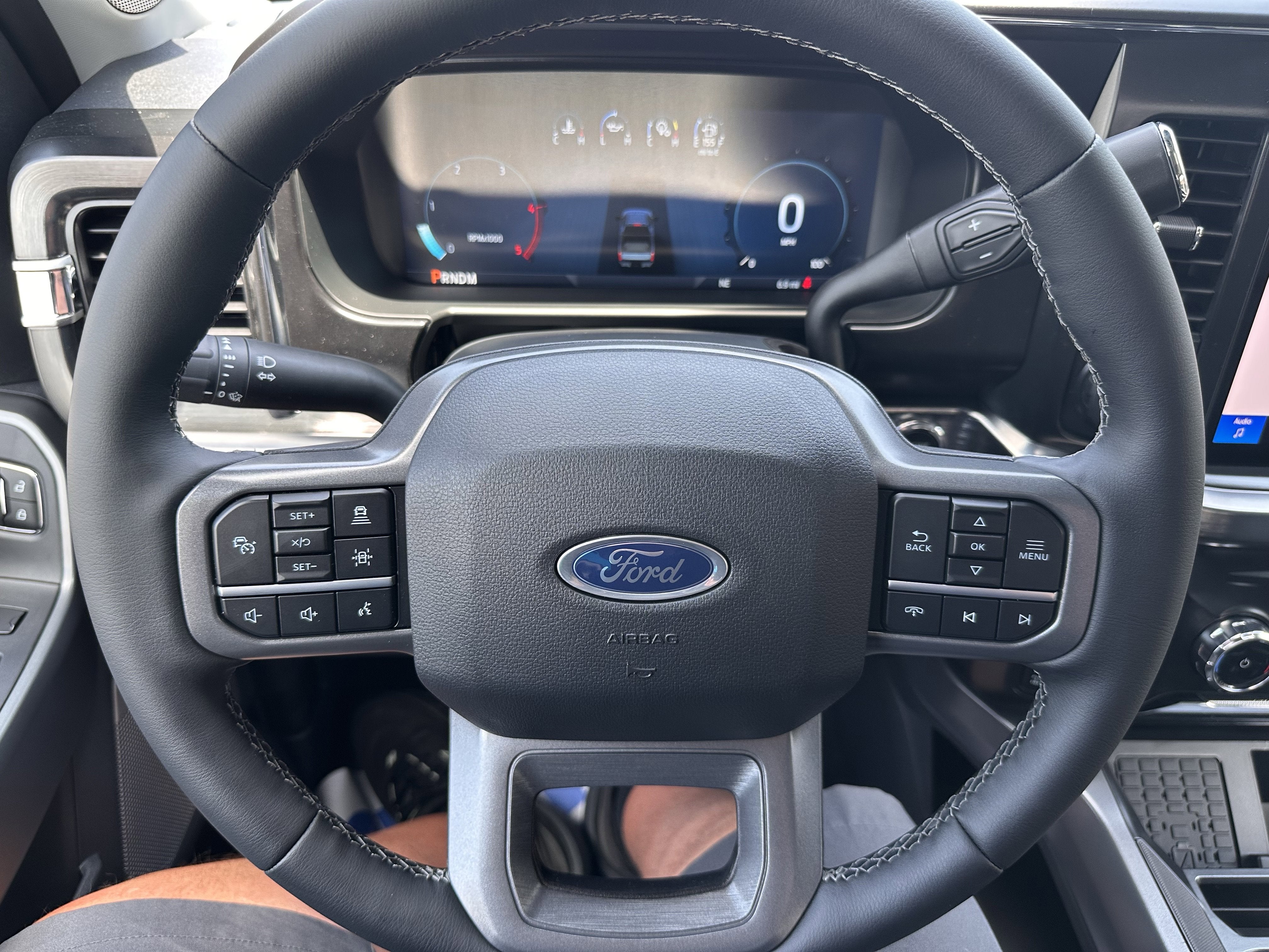 2026 Ford Super Duty F-350 SRW LARIAT