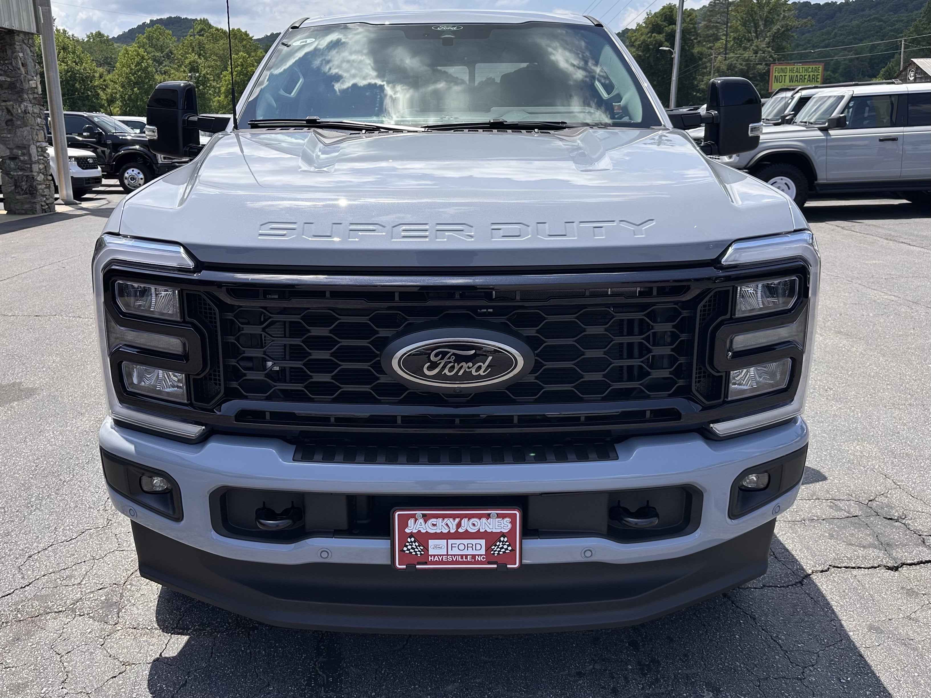 2026 Ford Super Duty F-350 SRW LARIAT