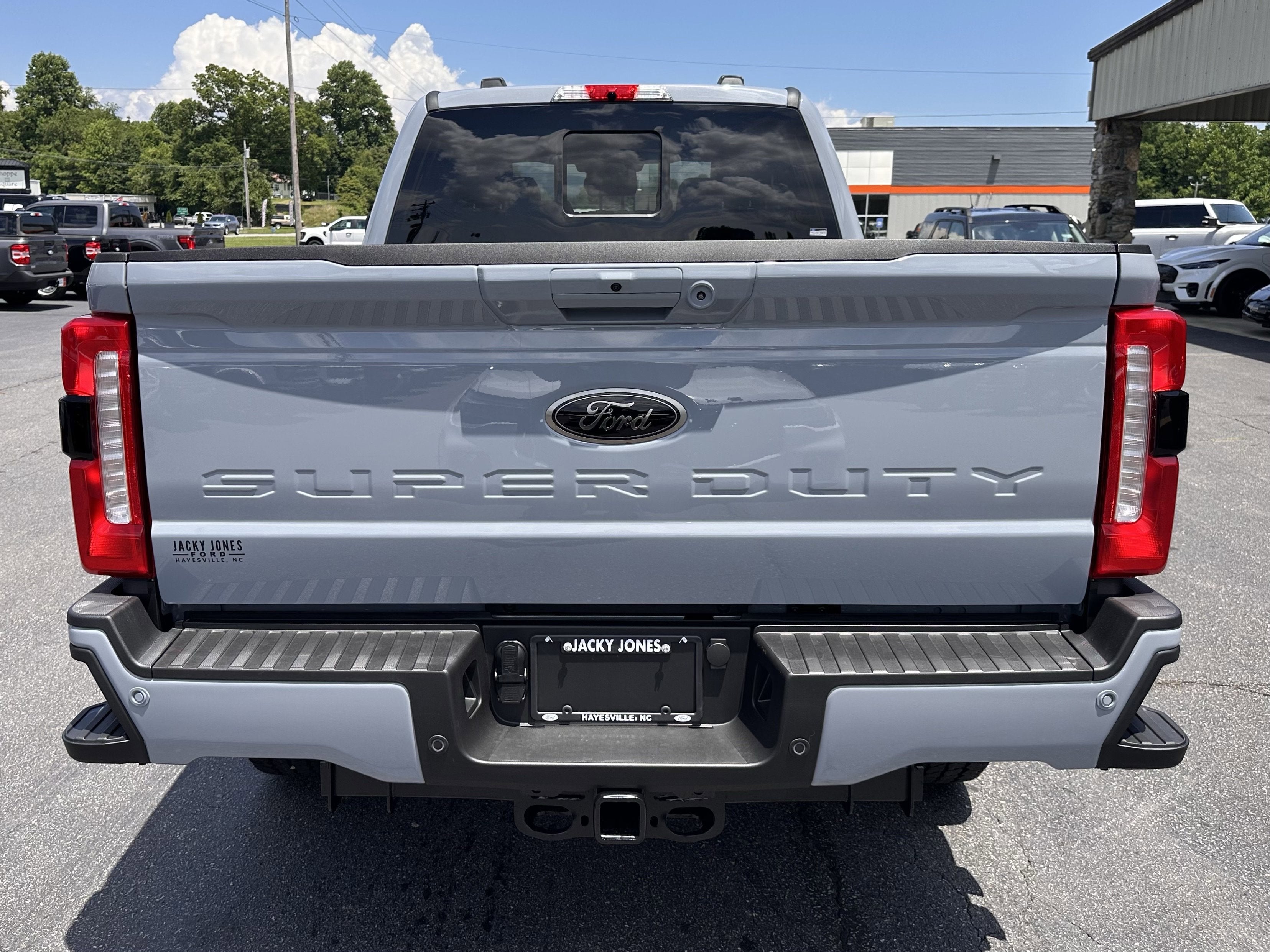 2026 Ford Super Duty F-350 SRW LARIAT