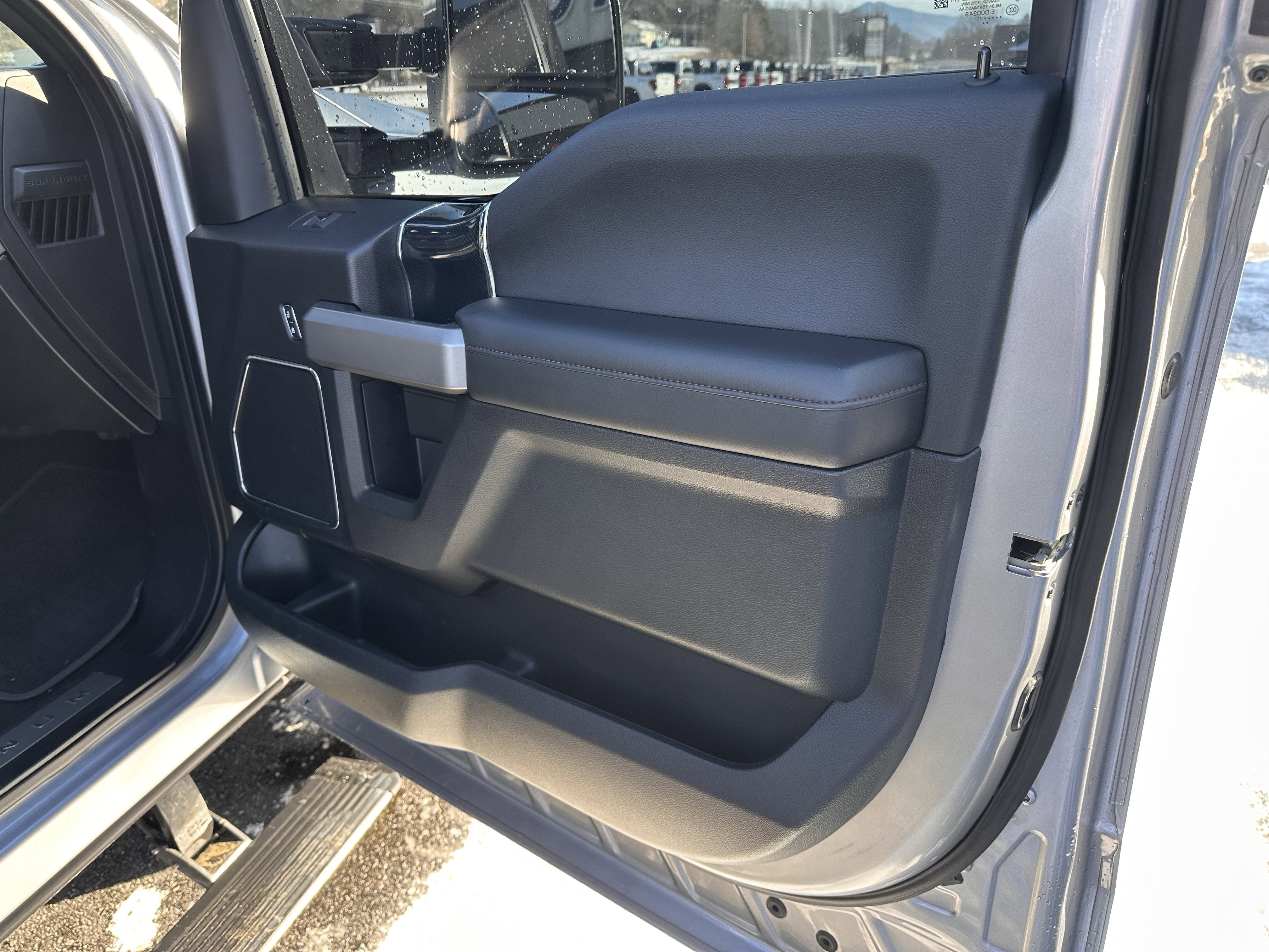 2021 Ford Super Duty F-350 SRW Platinum