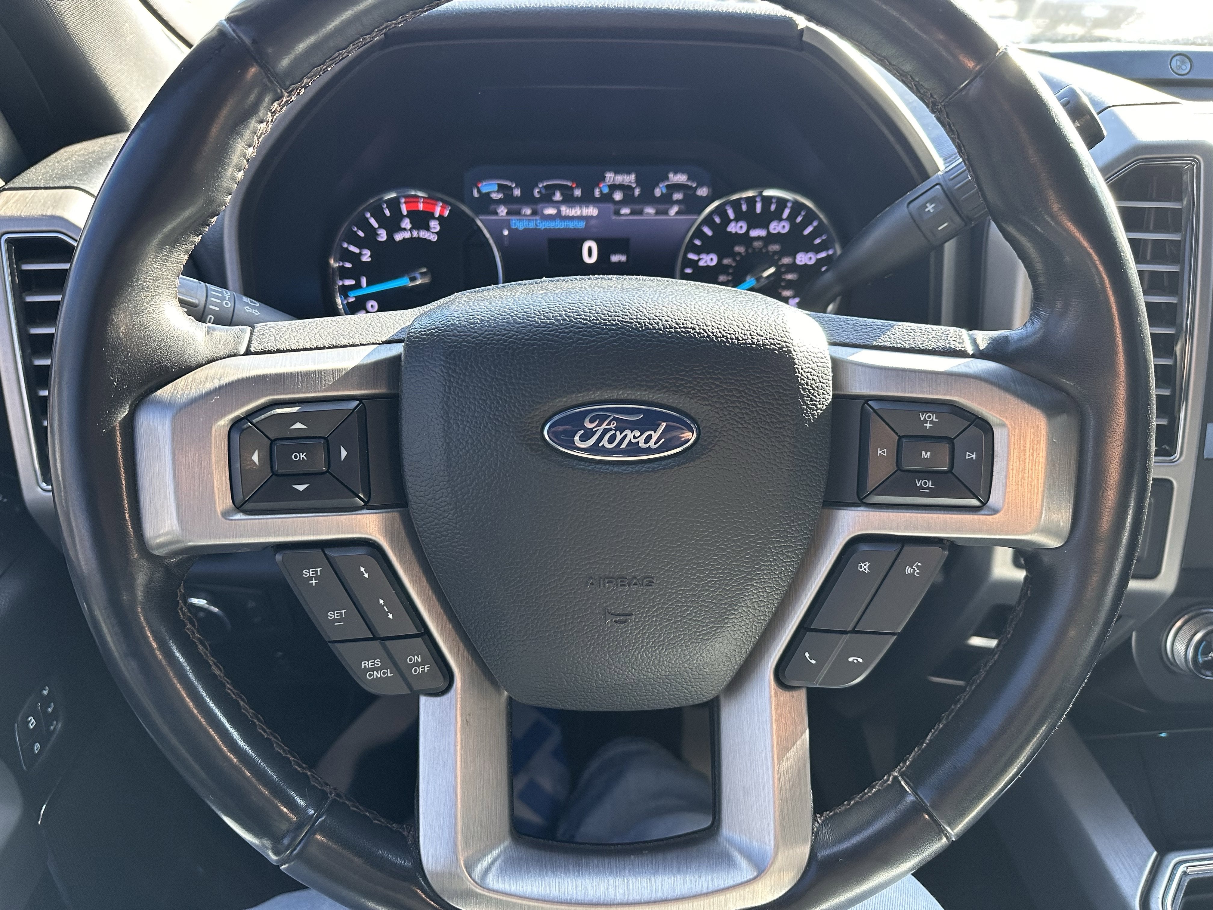2021 Ford Super Duty F-350 SRW Platinum