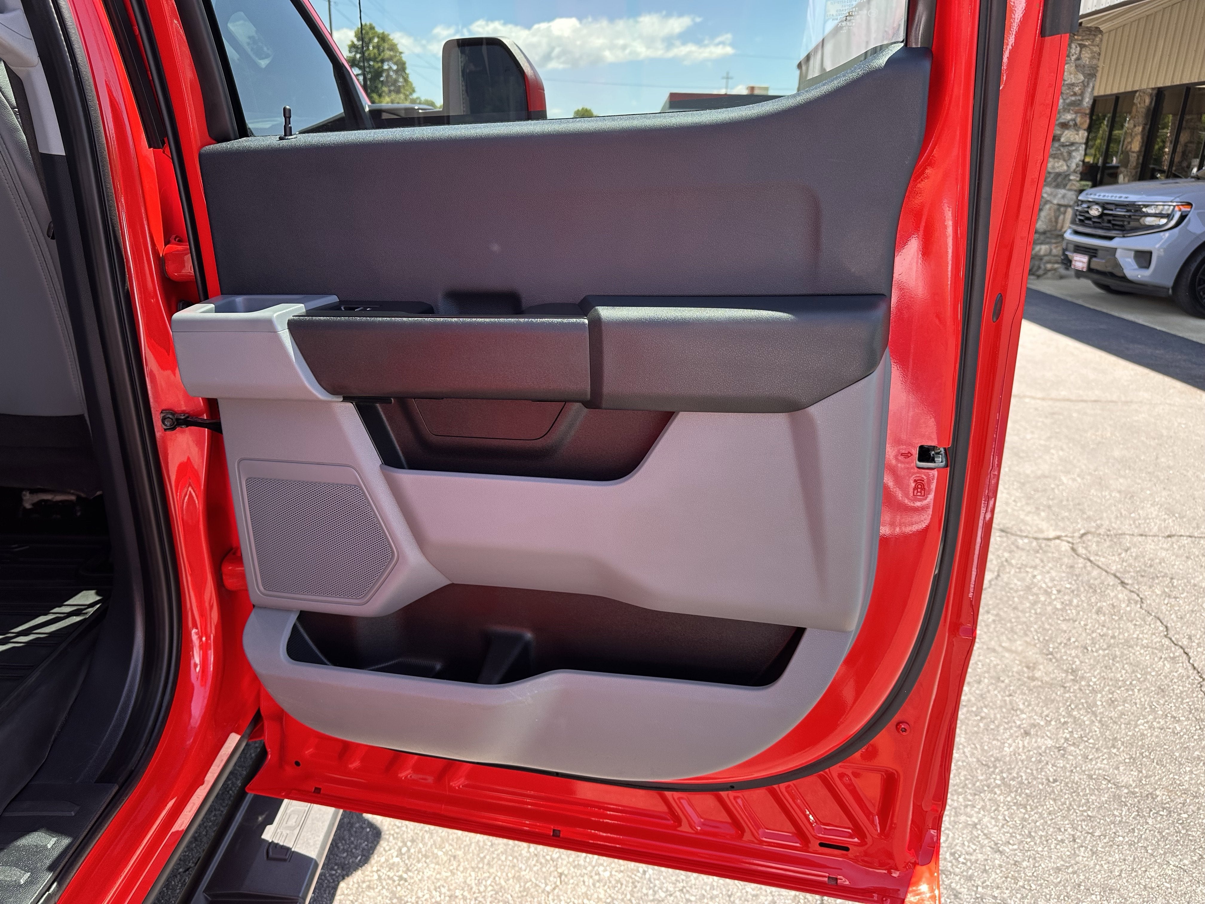 2024 Ford Super Duty F-350 SRW XL