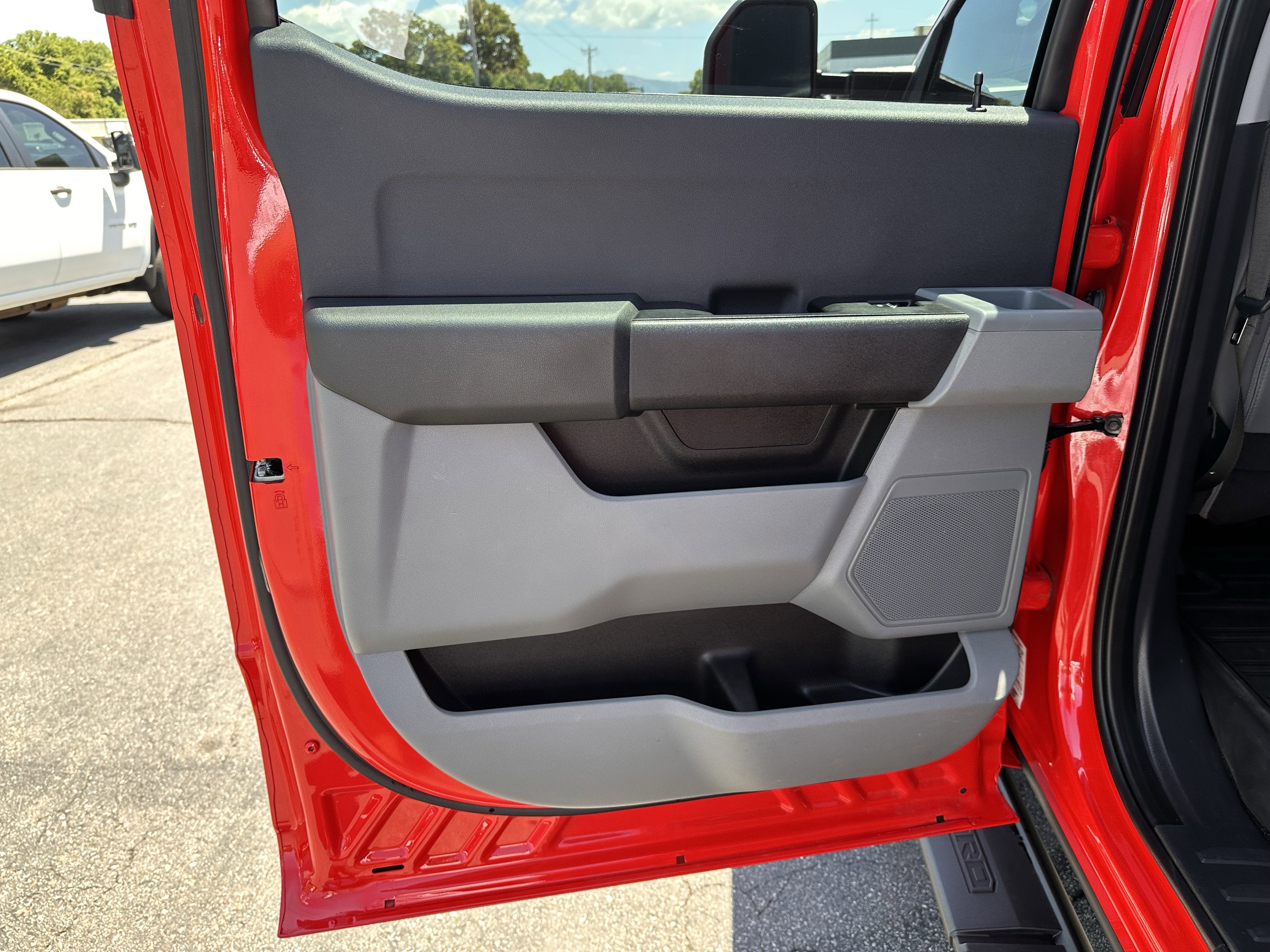 2024 Ford Super Duty F-350 SRW XL