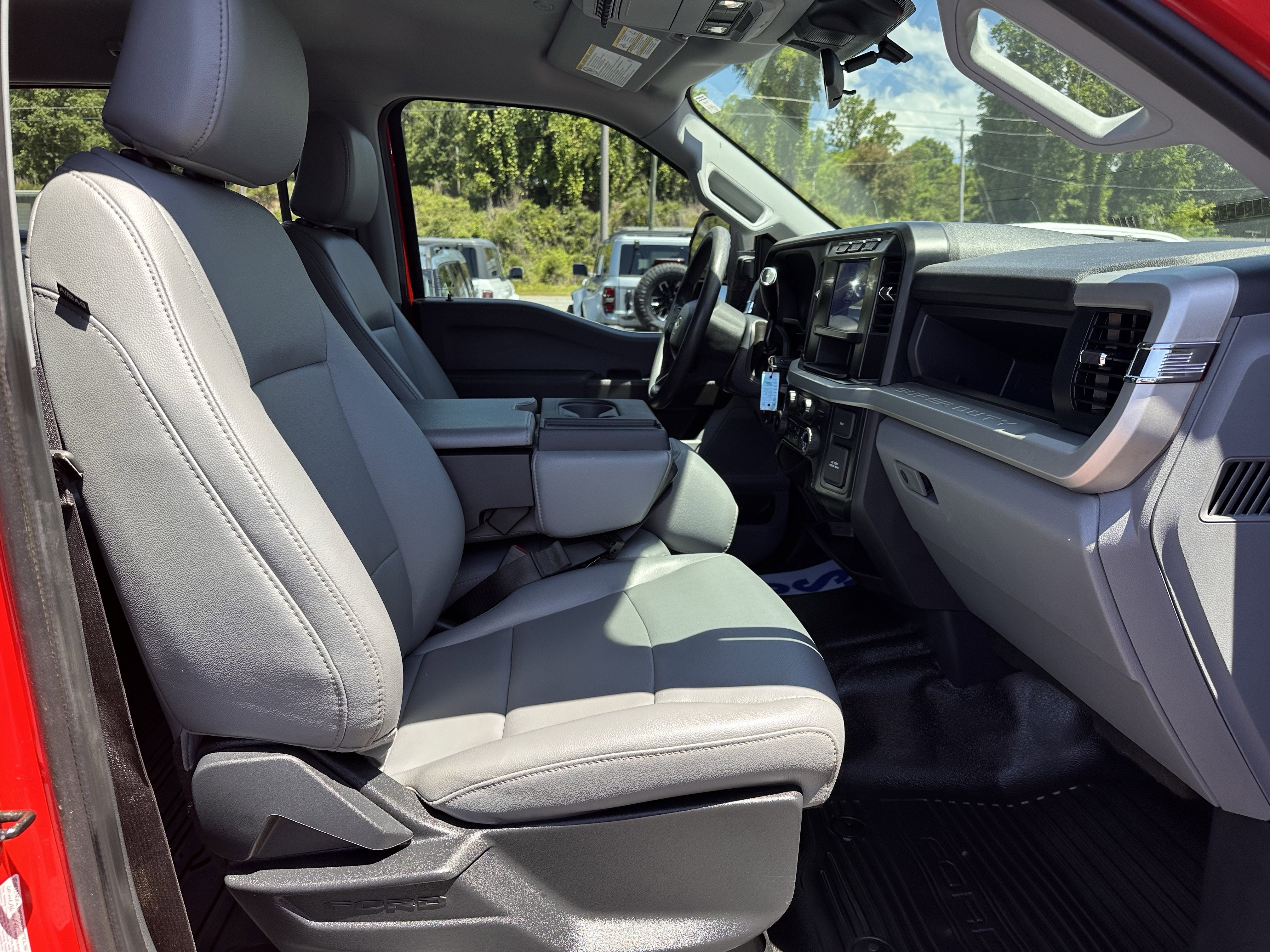 2024 Ford Super Duty F-350 SRW XL
