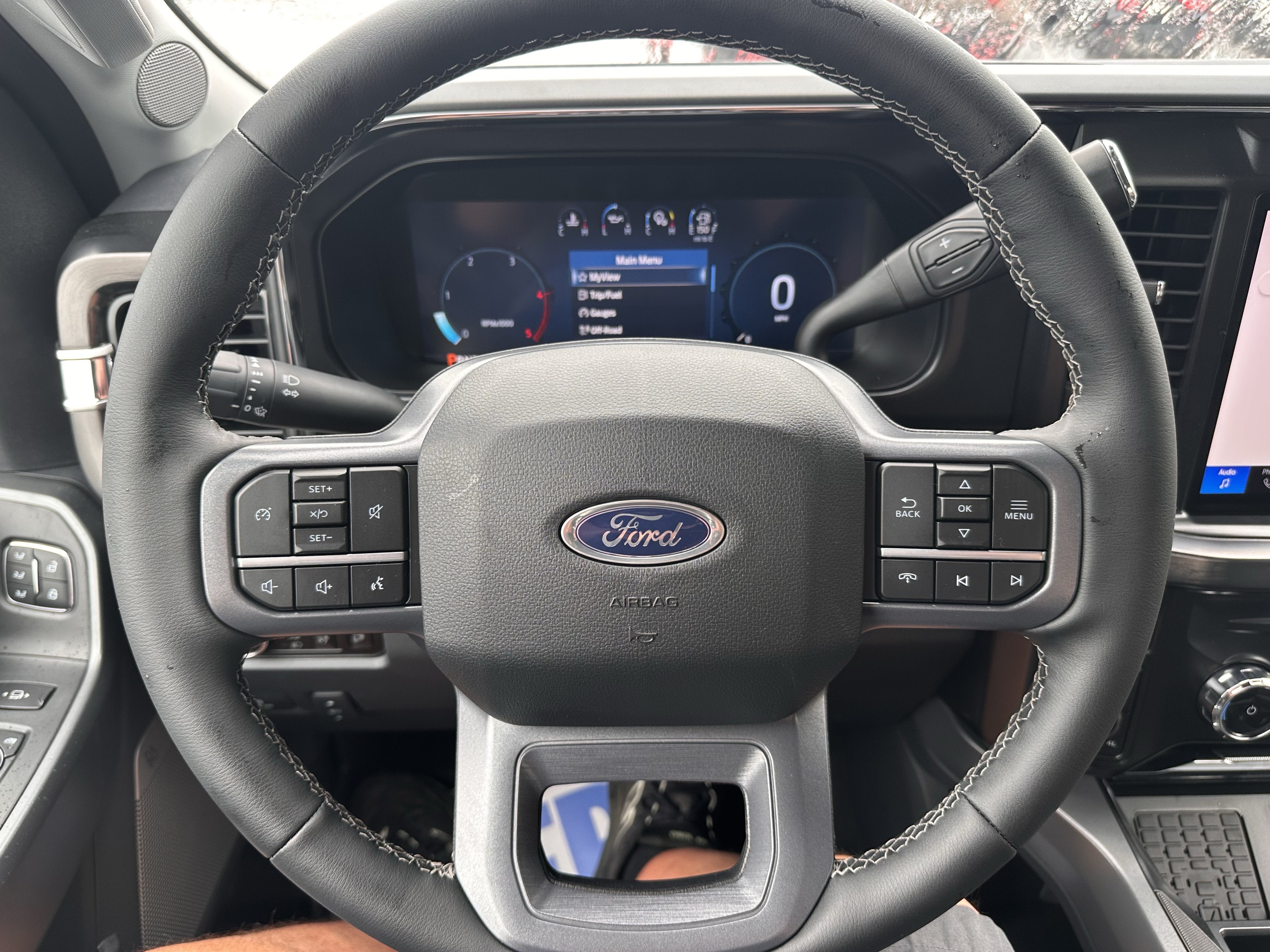 2026 Ford Super Duty F-350 SRW LARIAT