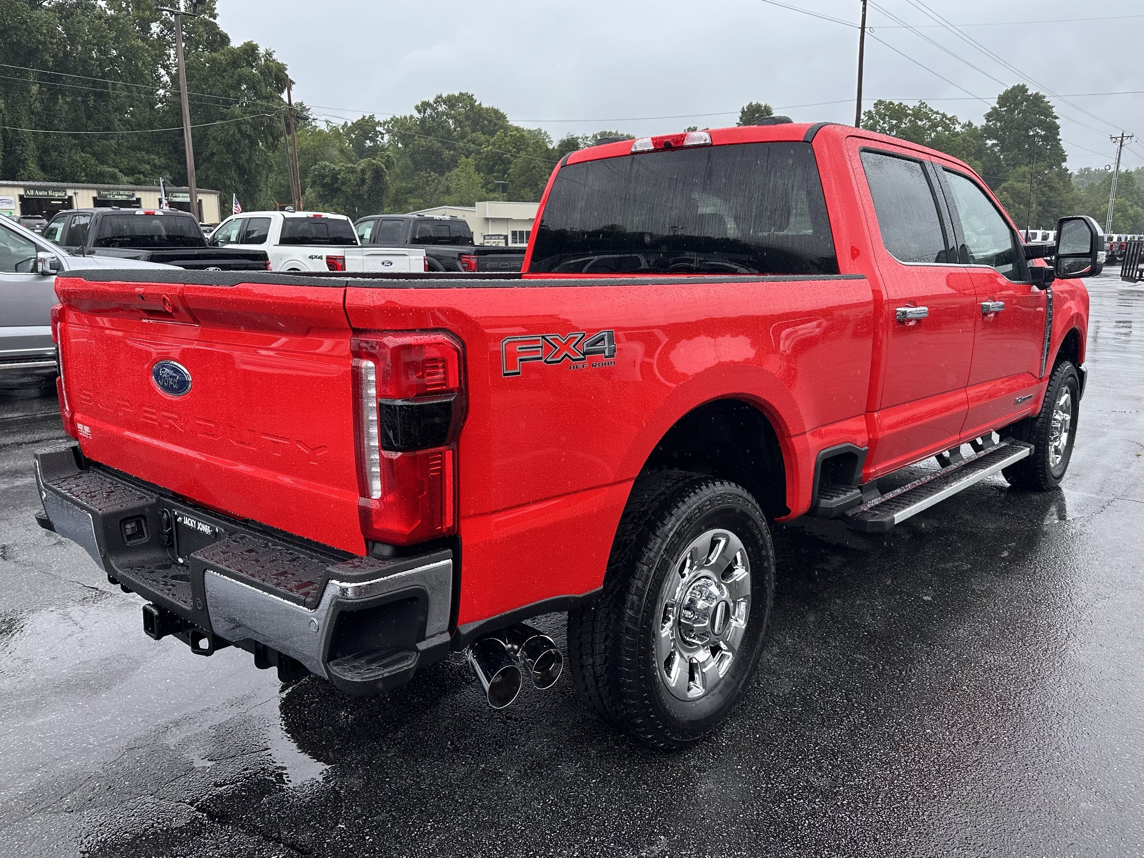 2026 Ford Super Duty F-350 SRW LARIAT