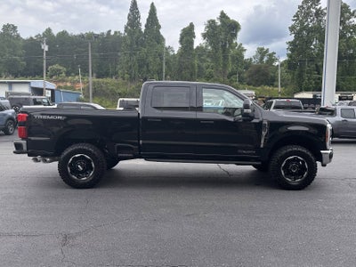2026 Ford Super Duty F-350 SRW Lariat Temor