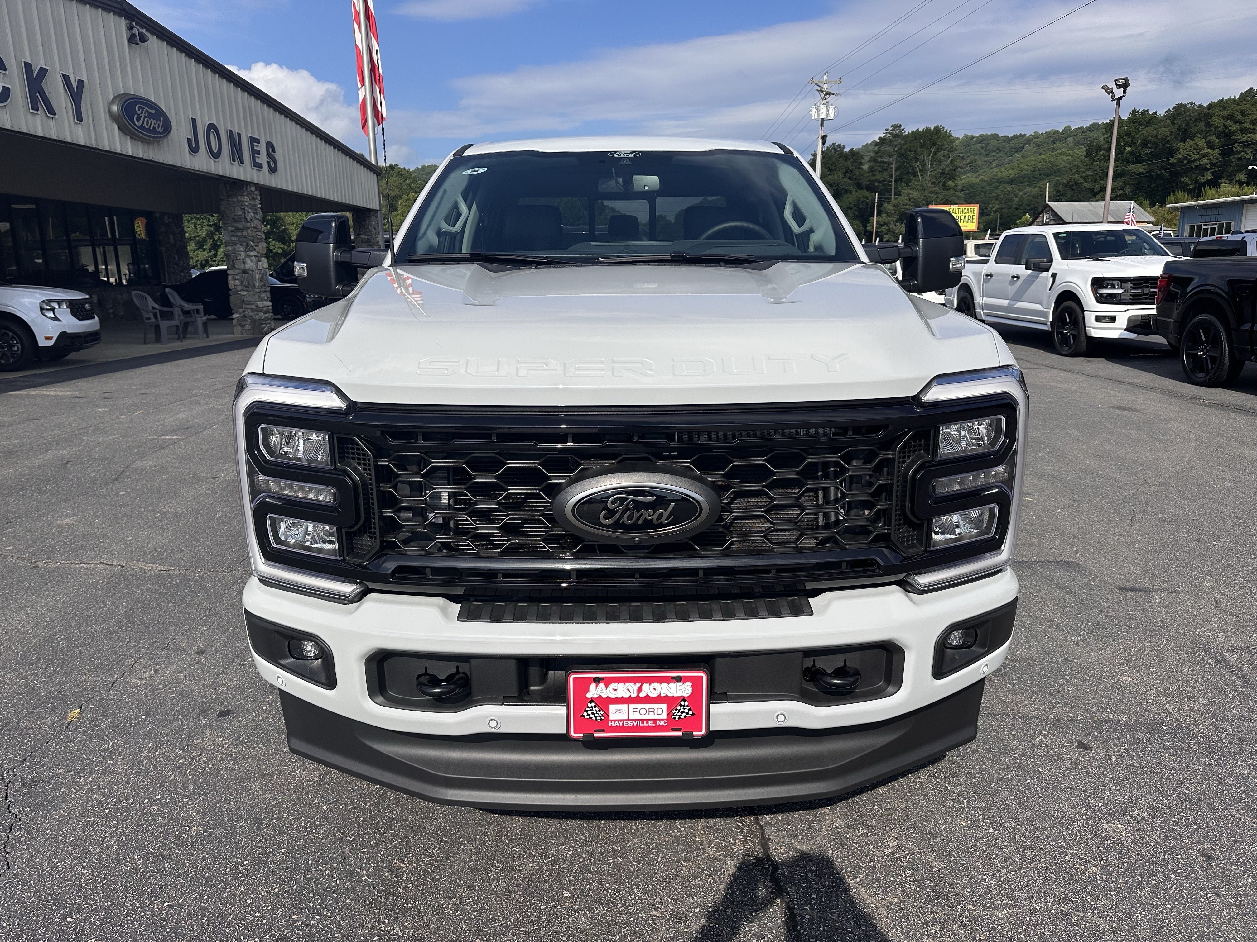 2026 Ford Super Duty F-350 SRW LARIAT
