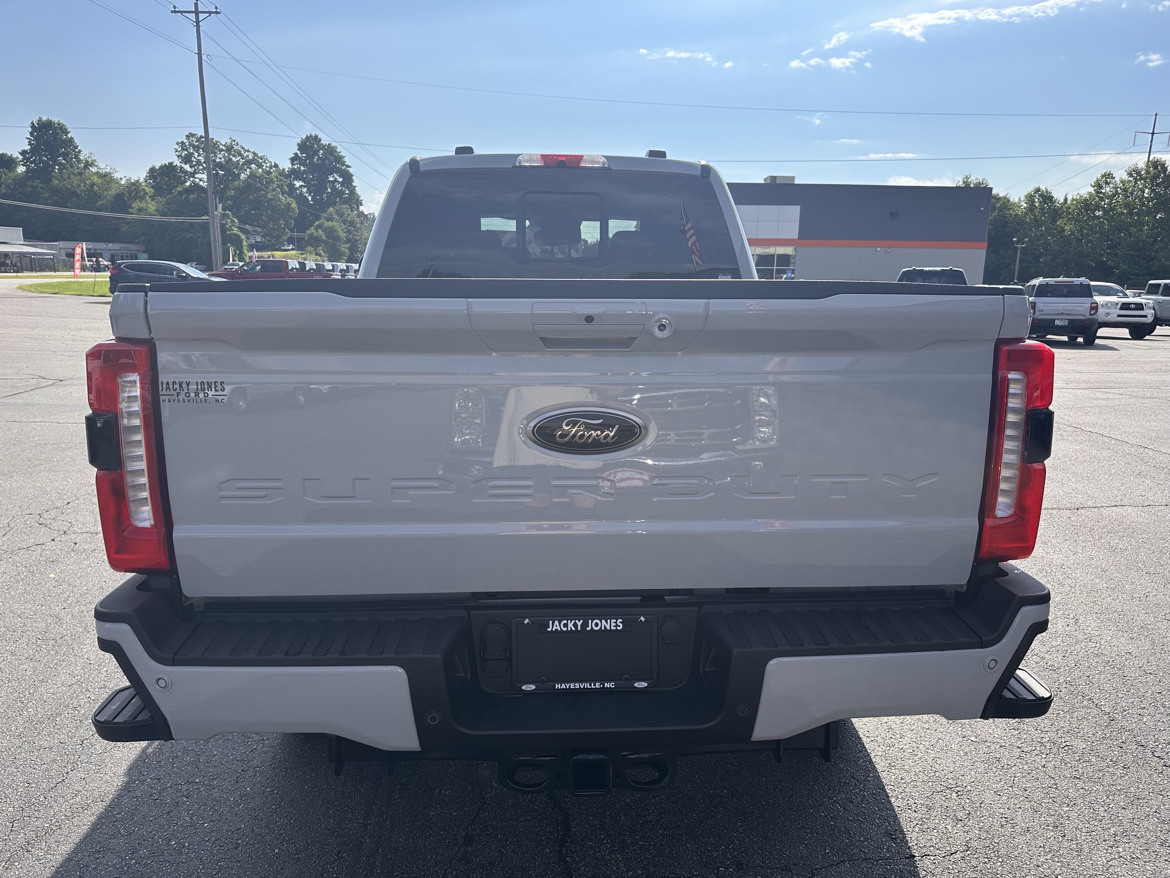 2026 Ford Super Duty F-350 SRW LARIAT