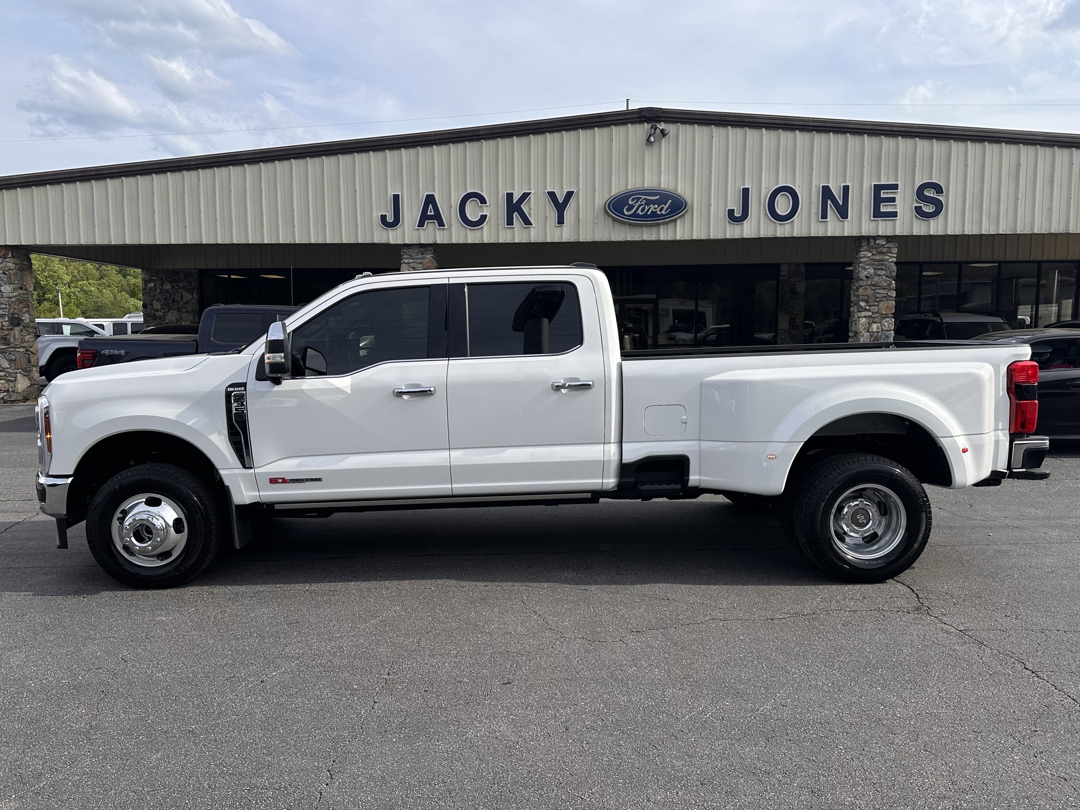2026 Ford Super Duty F-350 DRW King Ranch