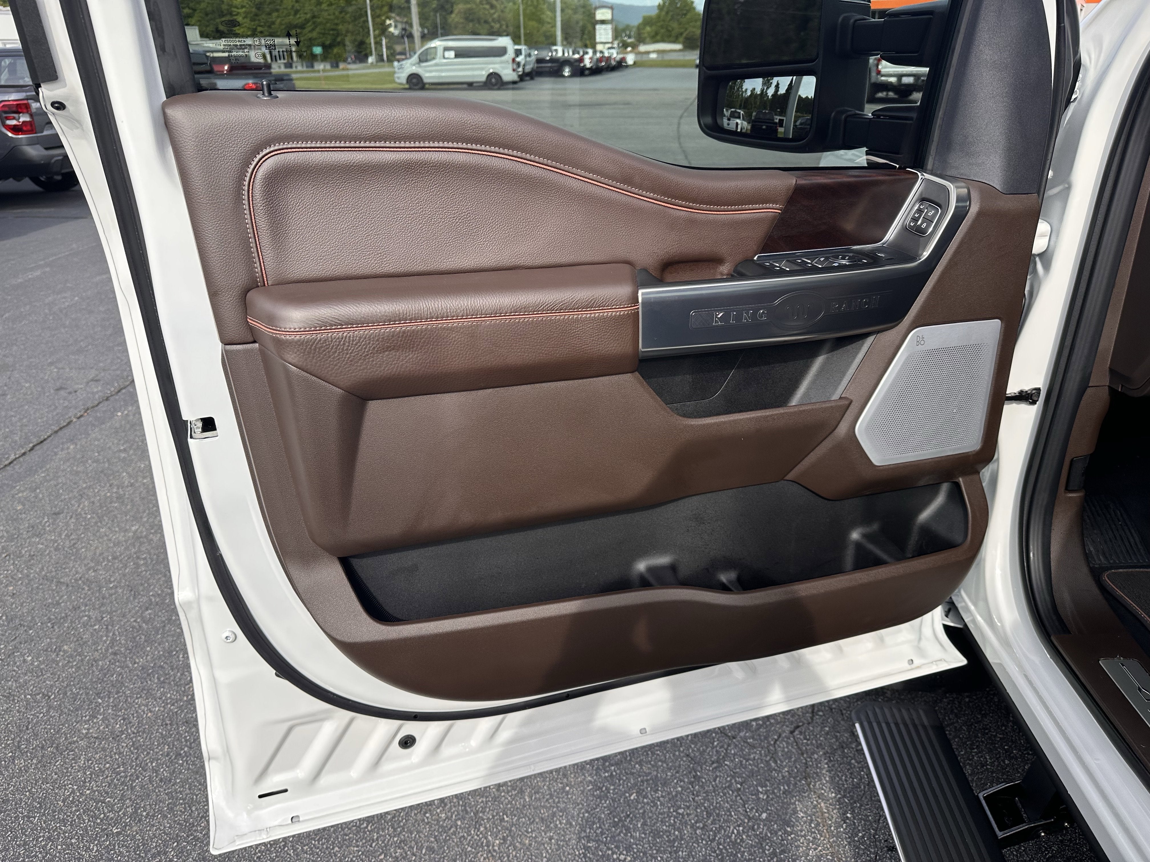 2026 Ford Super Duty F-350 DRW King Ranch