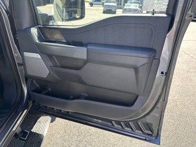 2026 Ford Super Duty F-350 DRW LARIAT