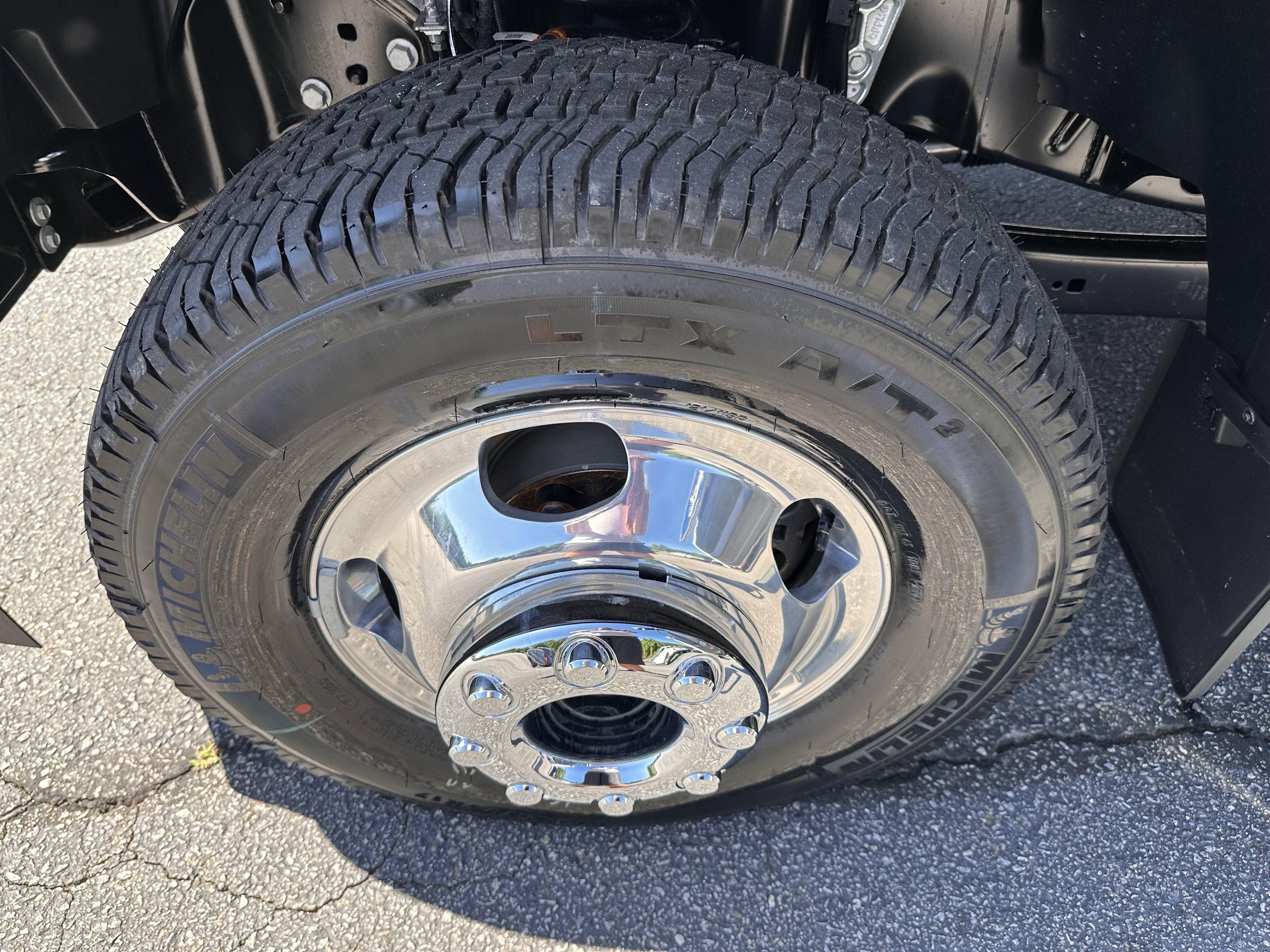 2026 Ford Super Duty F-350 DRW LARIAT