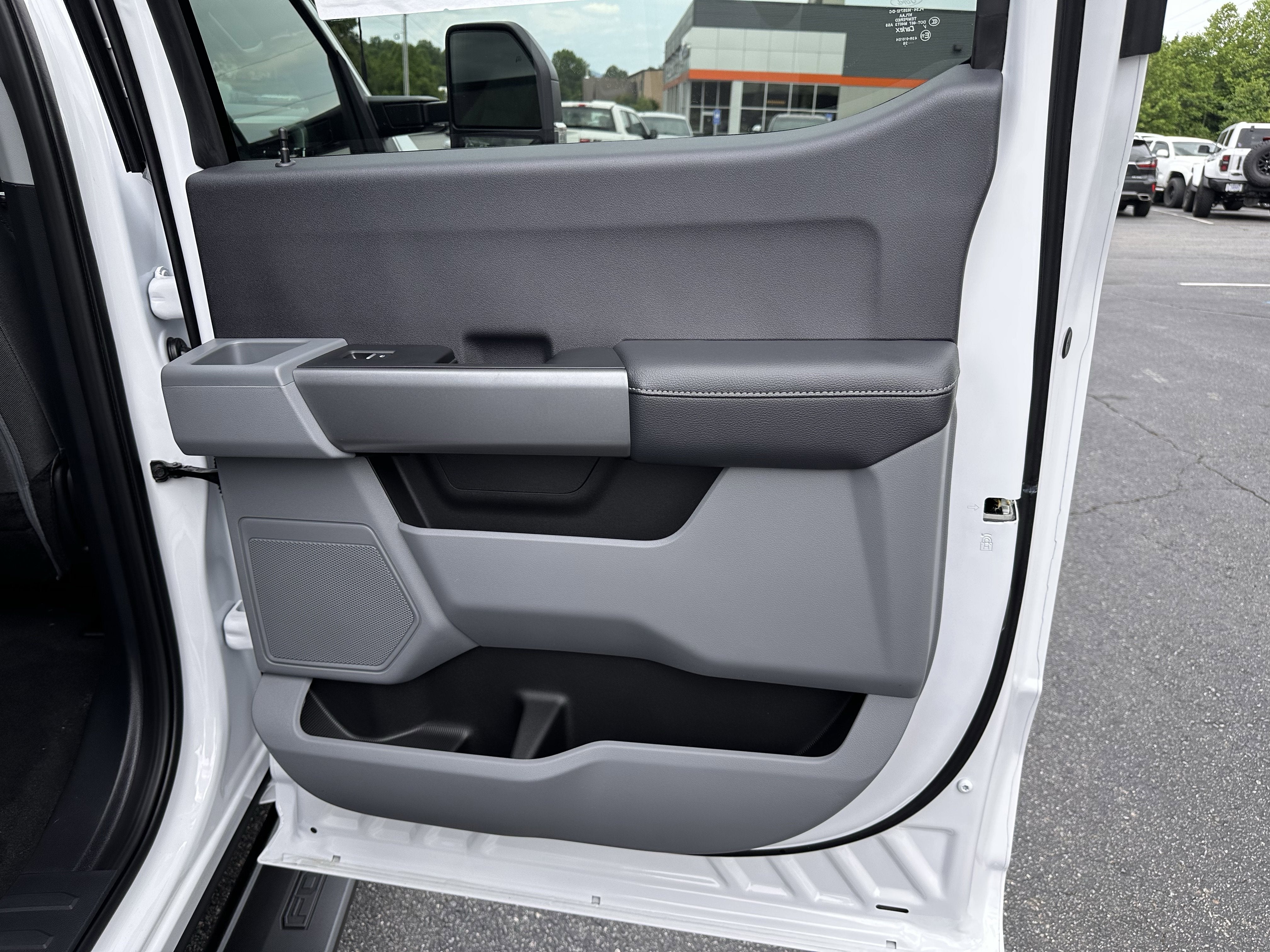 2026 Ford Super Duty F-350 DRW XL
