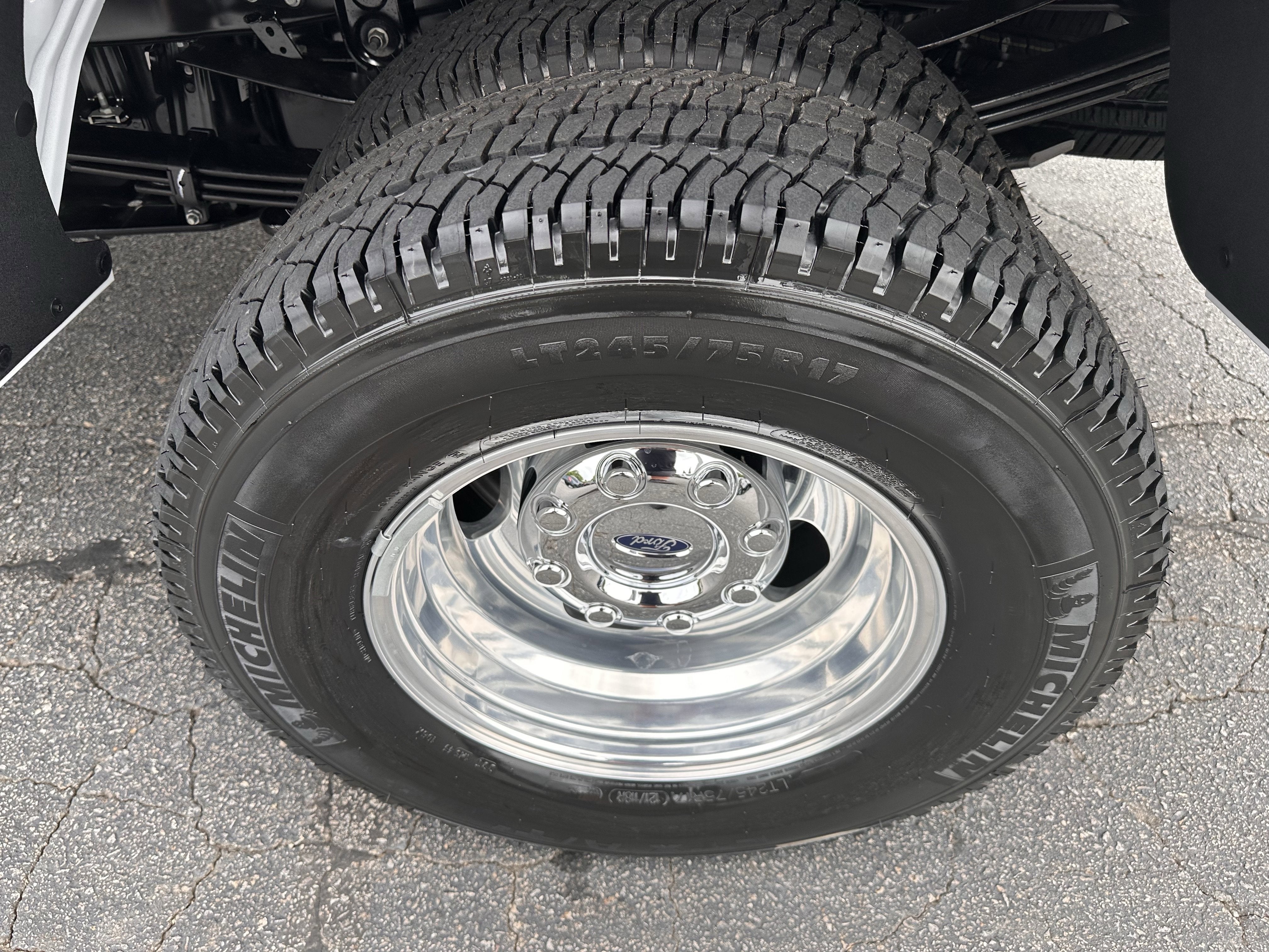 2026 Ford Super Duty F-350 DRW XL