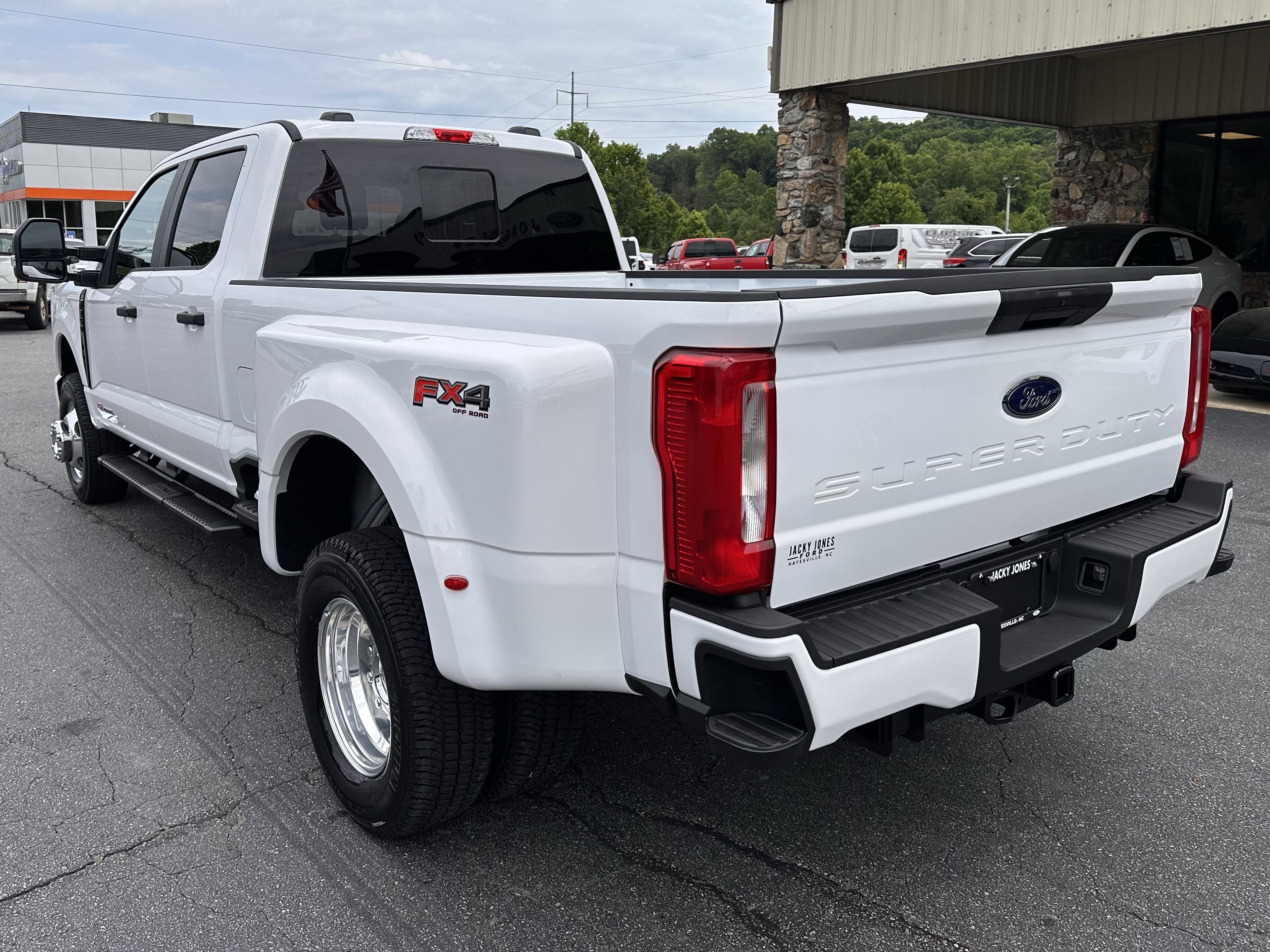 2026 Ford Super Duty F-350 DRW XL