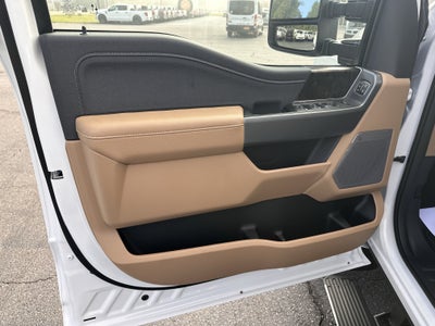 2026 Ford Super Duty F-350 DRW LARIAT