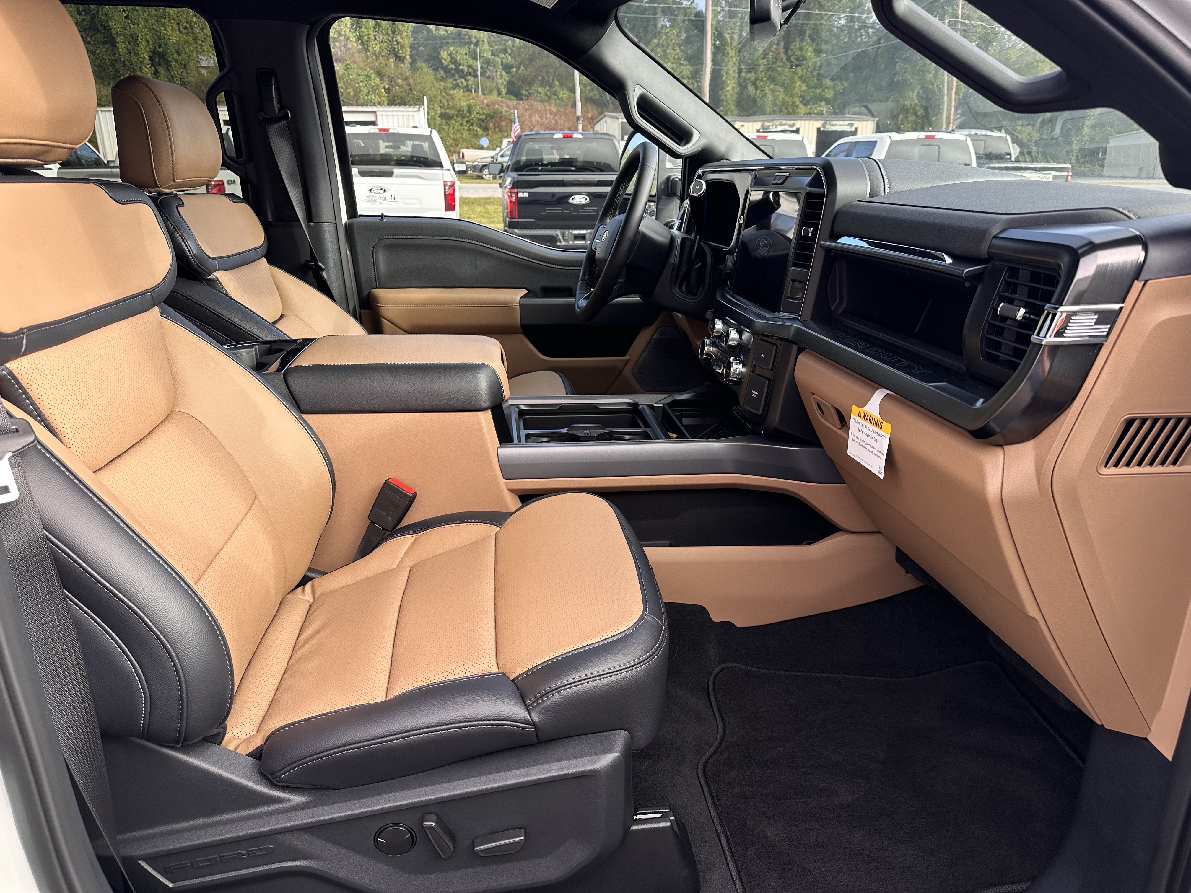 2026 Ford Super Duty F-350 DRW LARIAT