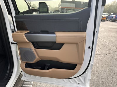 2026 Ford Super Duty F-350 DRW LARIAT