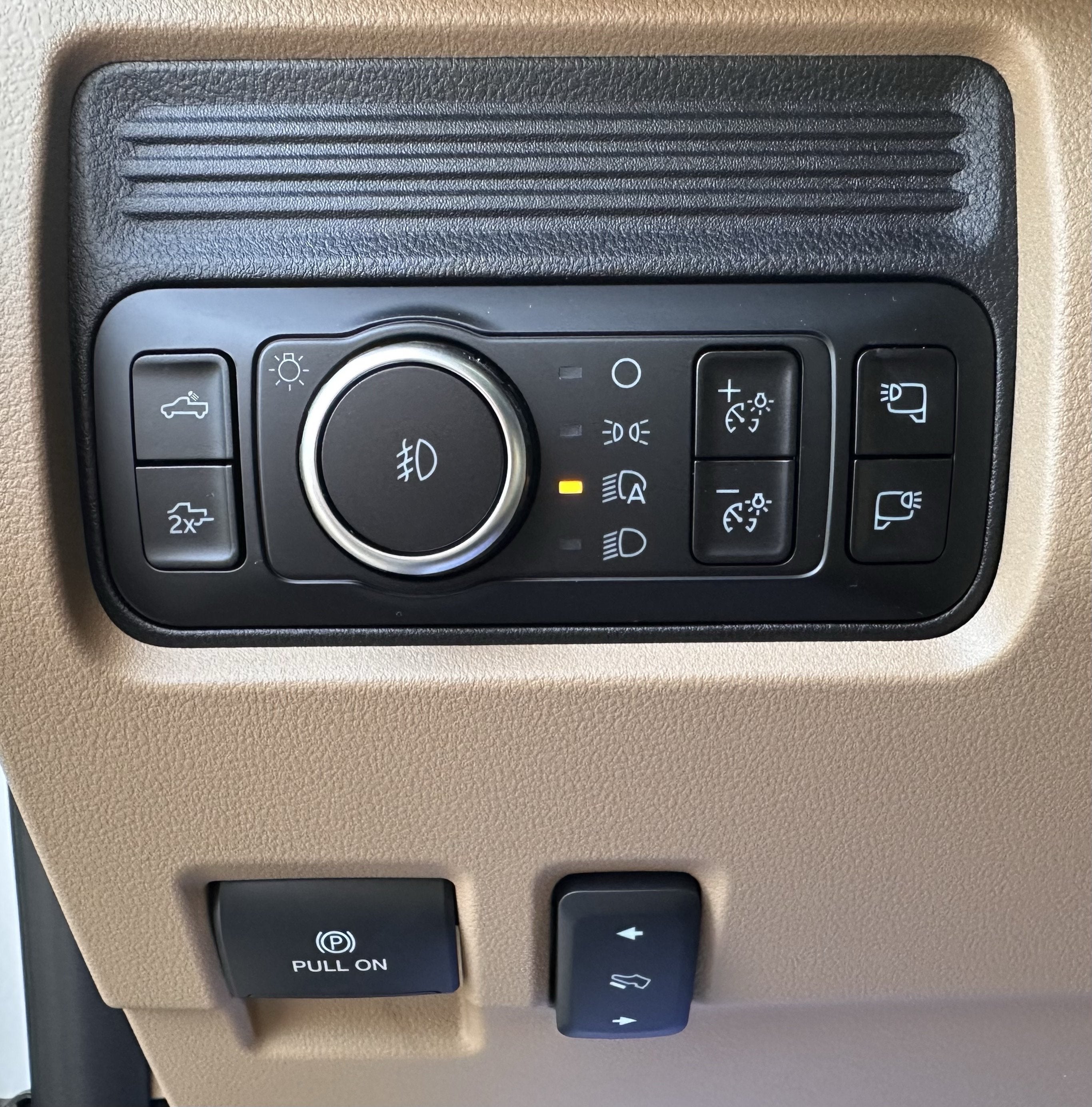 2026 Ford Super Duty F-350 DRW LARIAT