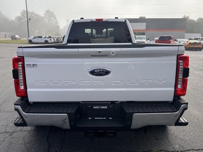 2026 Ford Super Duty F-350 DRW LARIAT