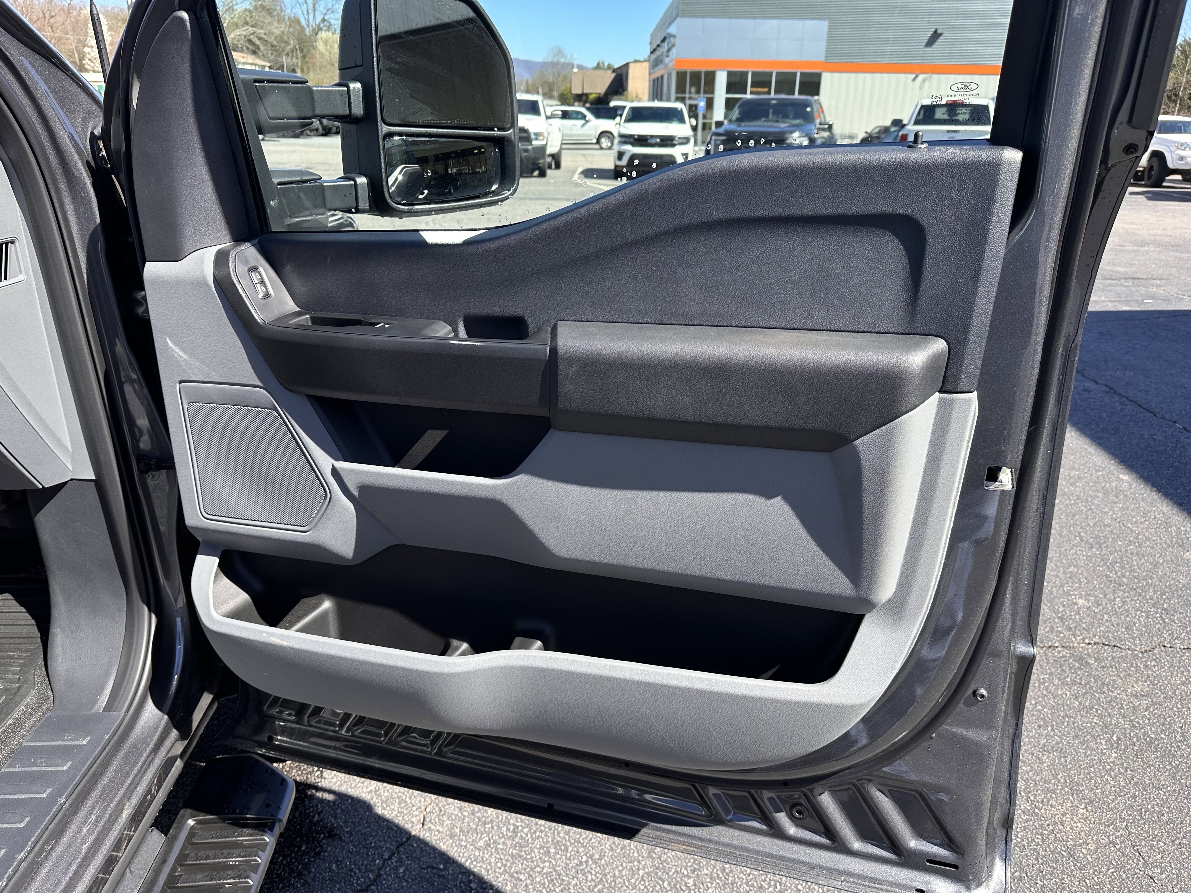 2026 Ford Super Duty F-350 DRW XL