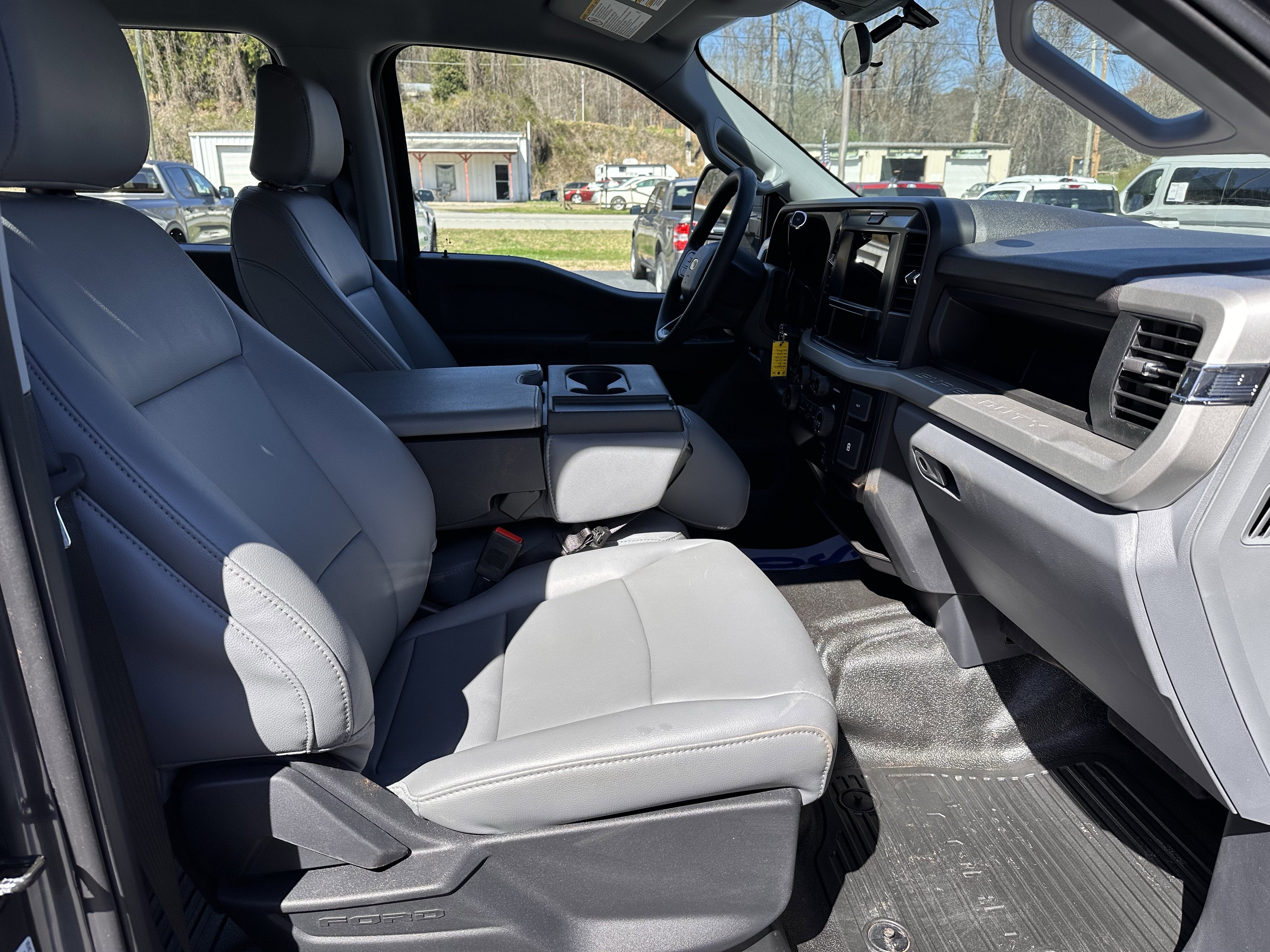 2026 Ford Super Duty F-350 DRW XL