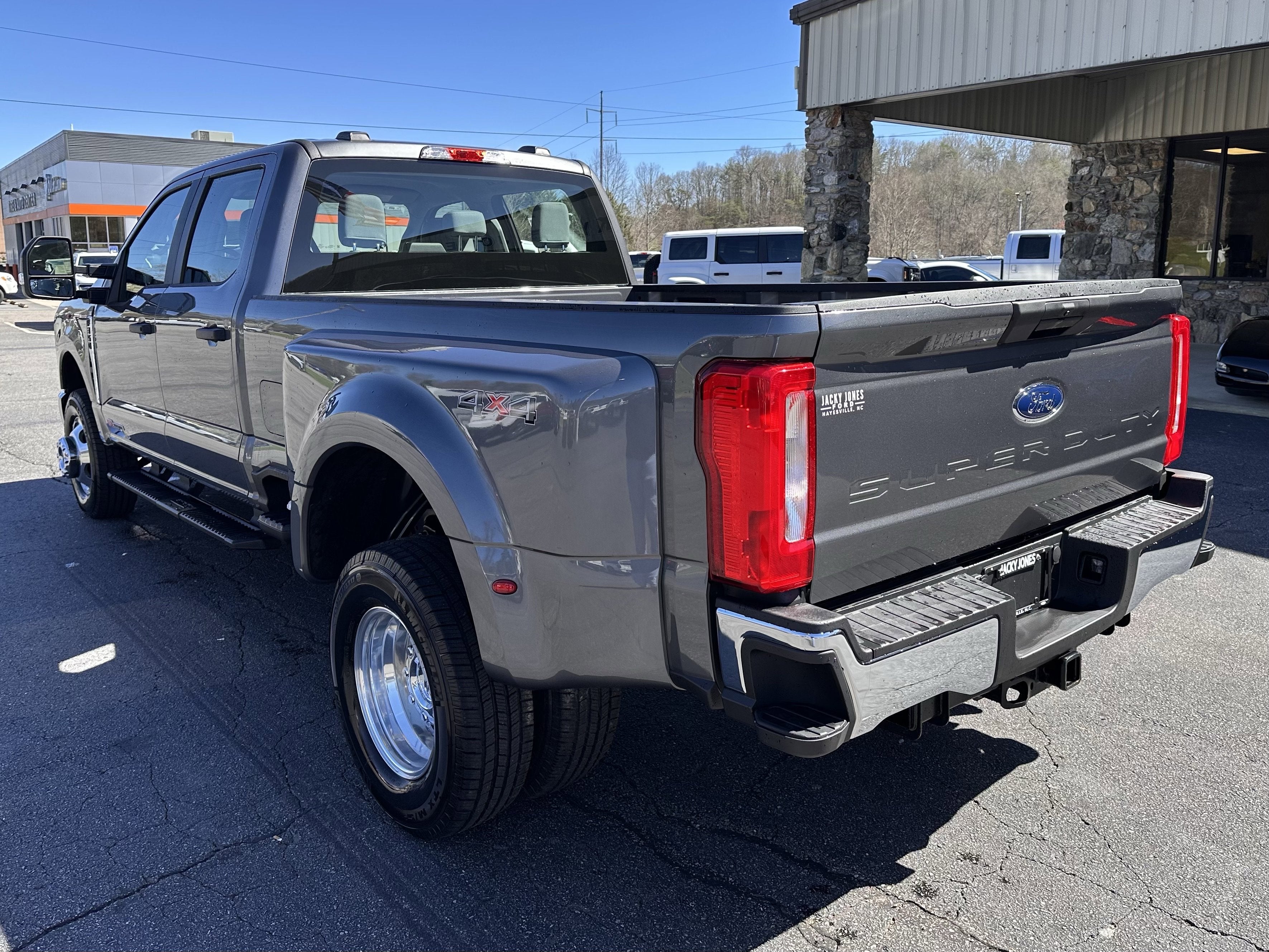 2026 Ford Super Duty F-350 DRW XL
