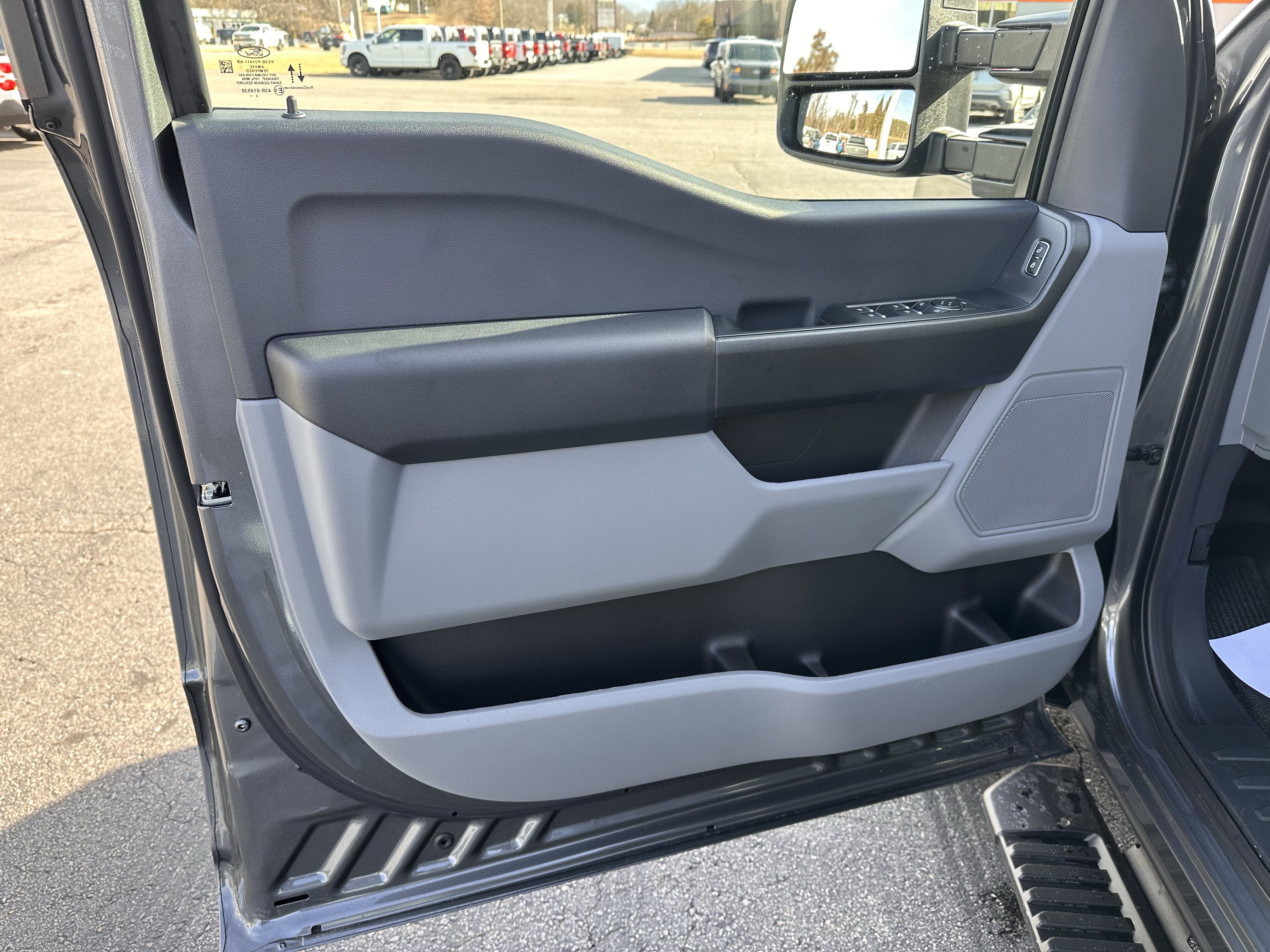 2026 Ford Super Duty F-350 DRW XL