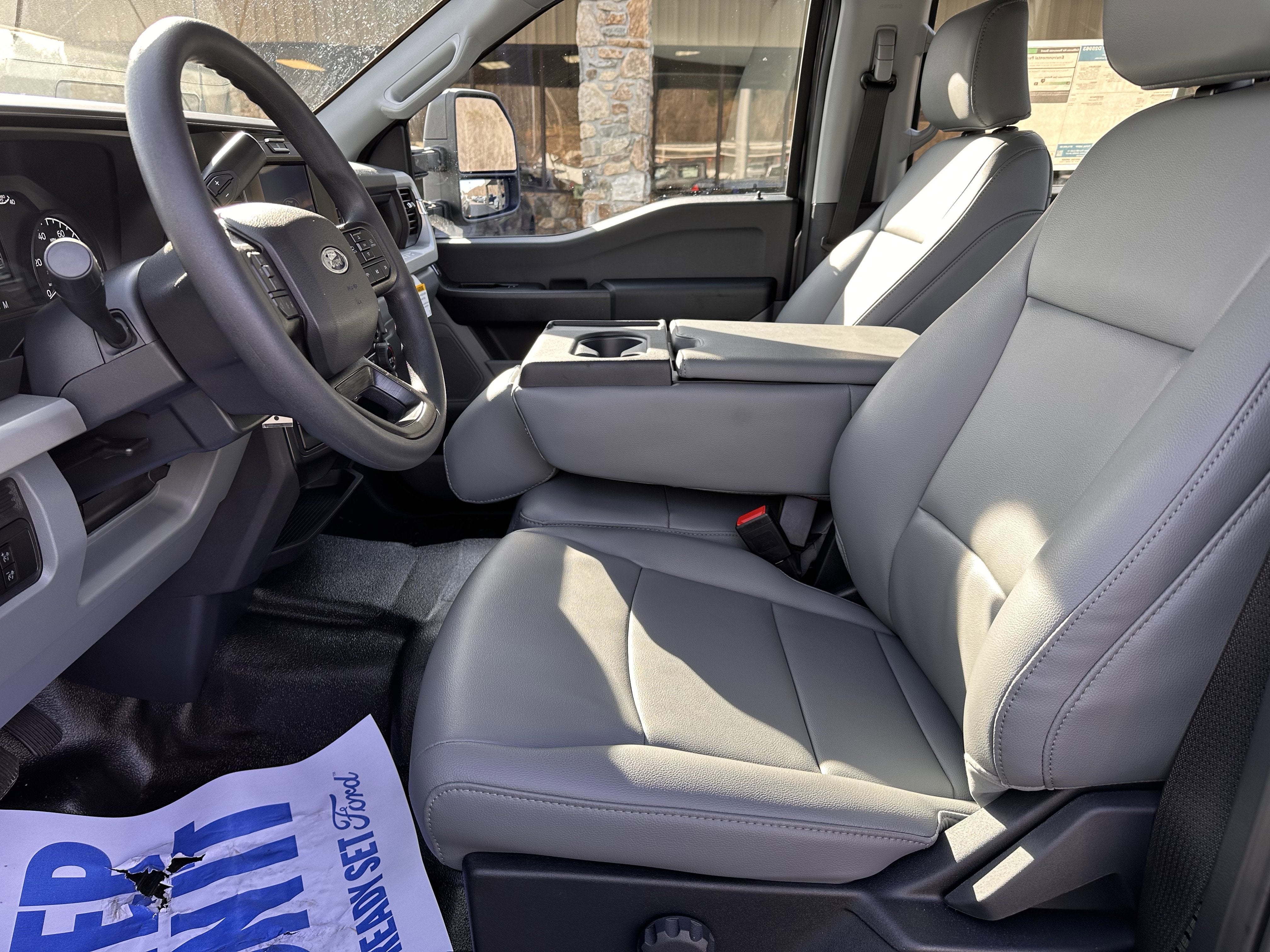 2026 Ford Super Duty F-350 DRW XL