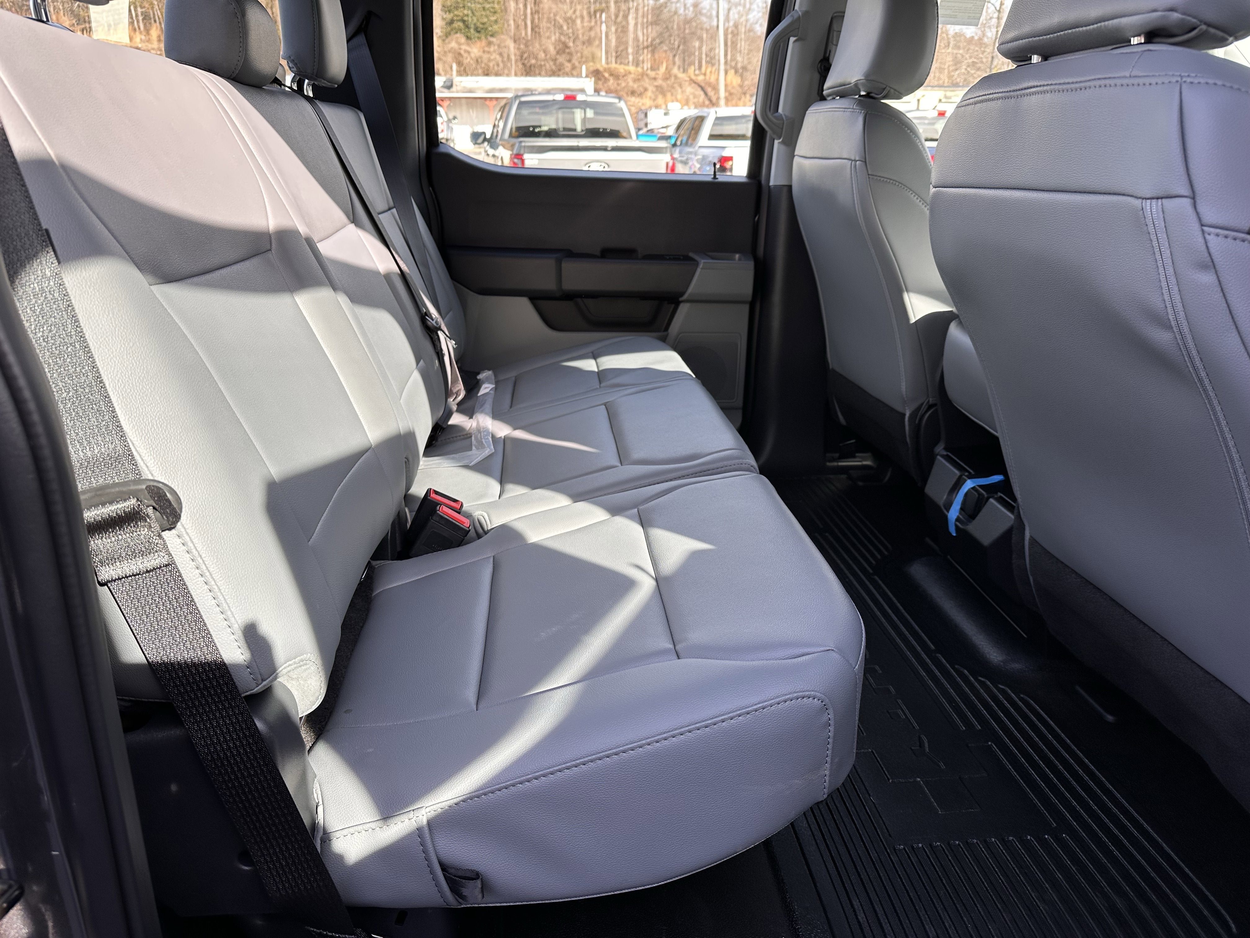 2026 Ford Super Duty F-350 DRW XL