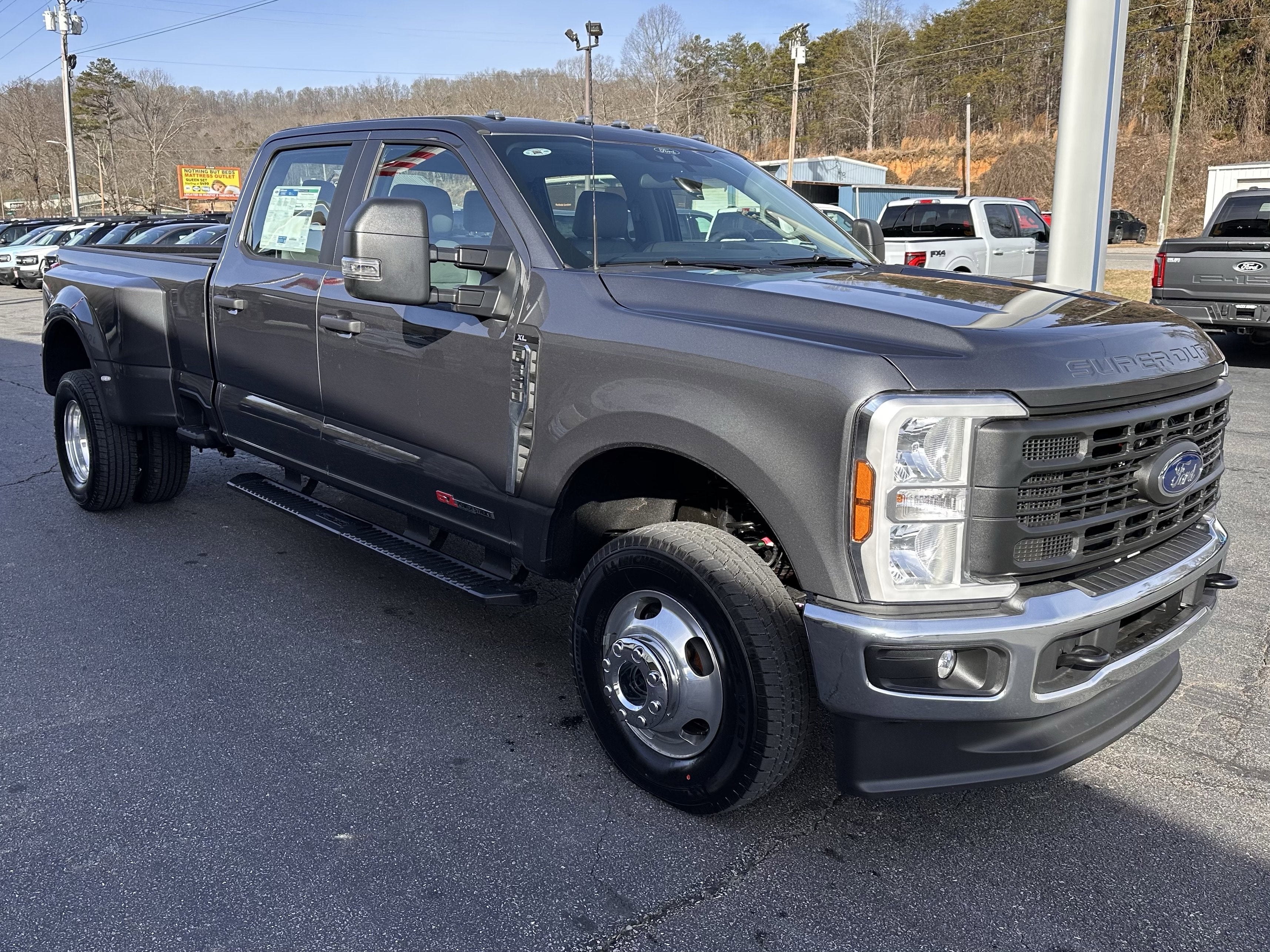 2026 Ford Super Duty F-350 DRW XL