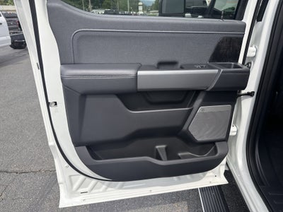 2026 Ford Super Duty F-350 DRW LARIAT