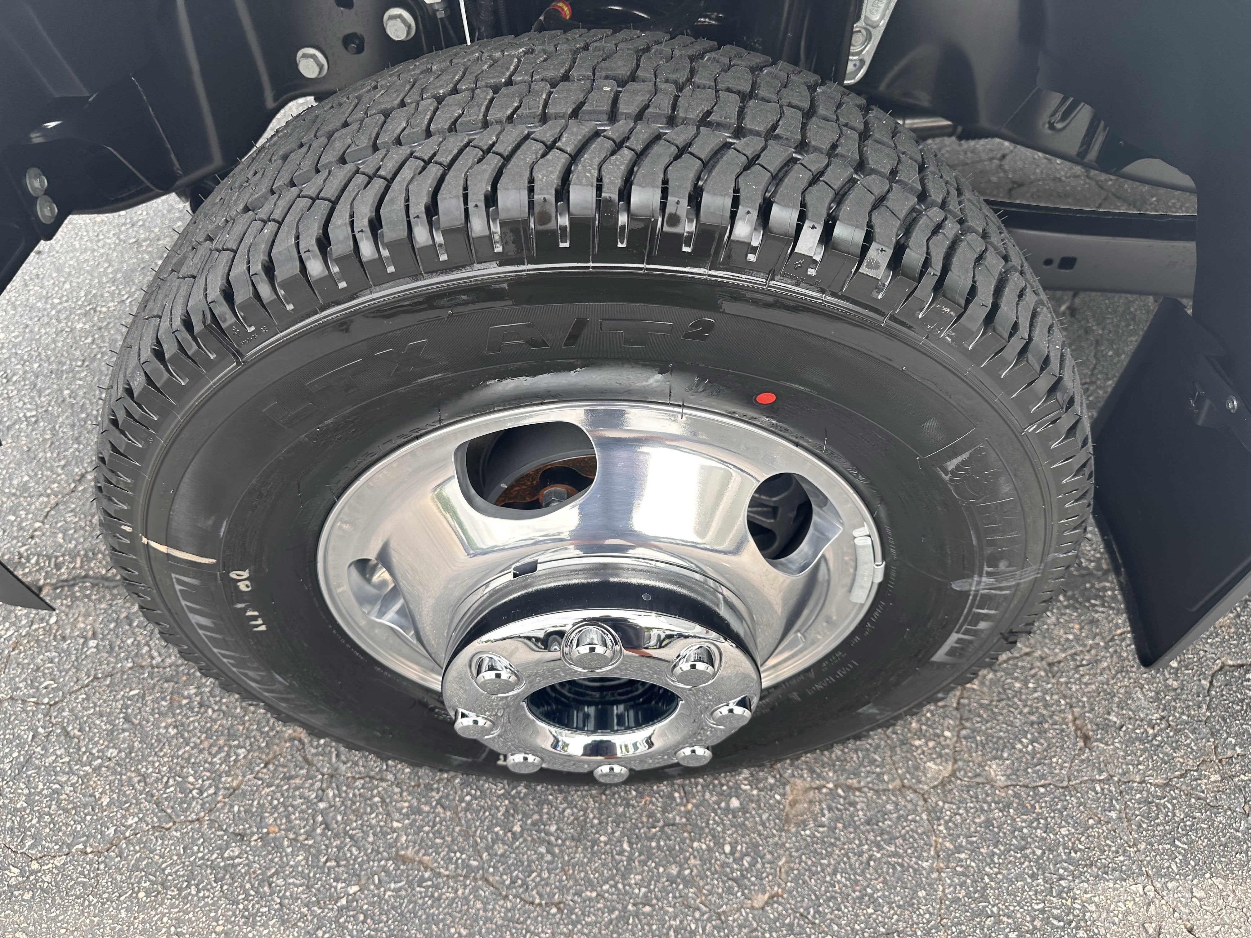 2026 Ford Super Duty F-350 DRW LARIAT