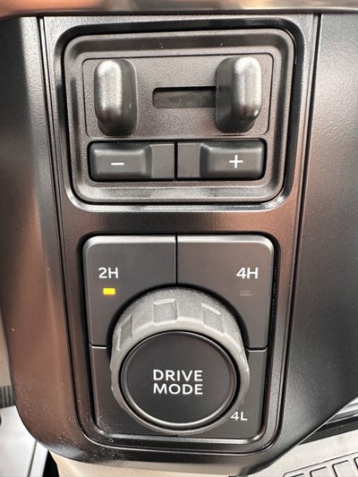 2025 Ford Super Duty F-350 DRW Platinum