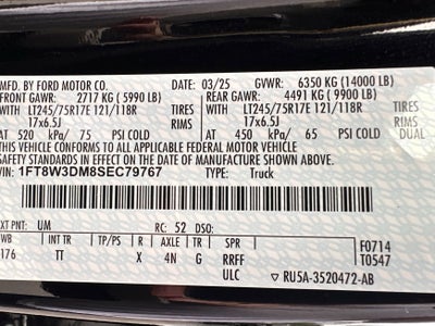 2025 Ford Super Duty F-350 DRW Platinum