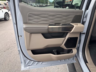 2026 Ford Super Duty F-350 DRW Platinum
