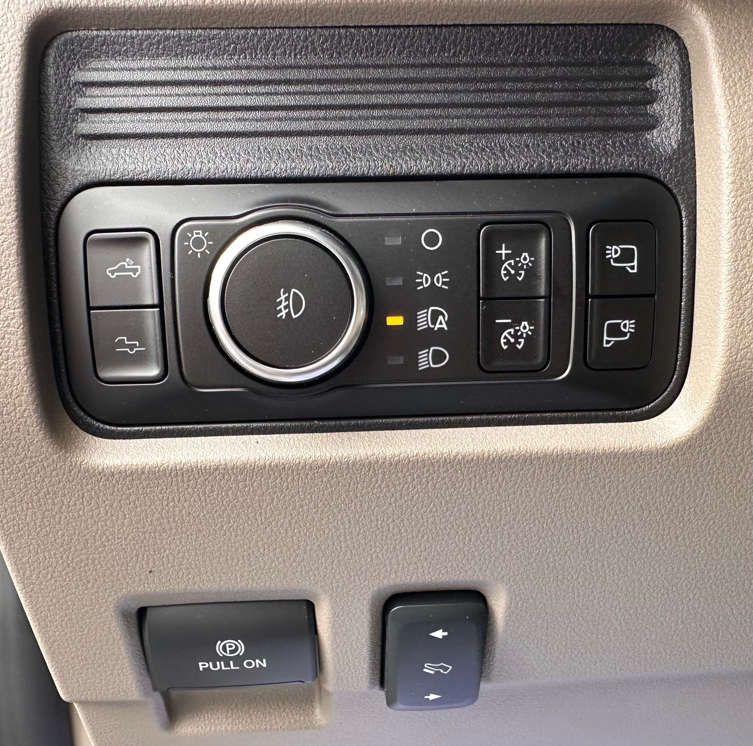 2026 Ford Super Duty F-350 DRW Platinum