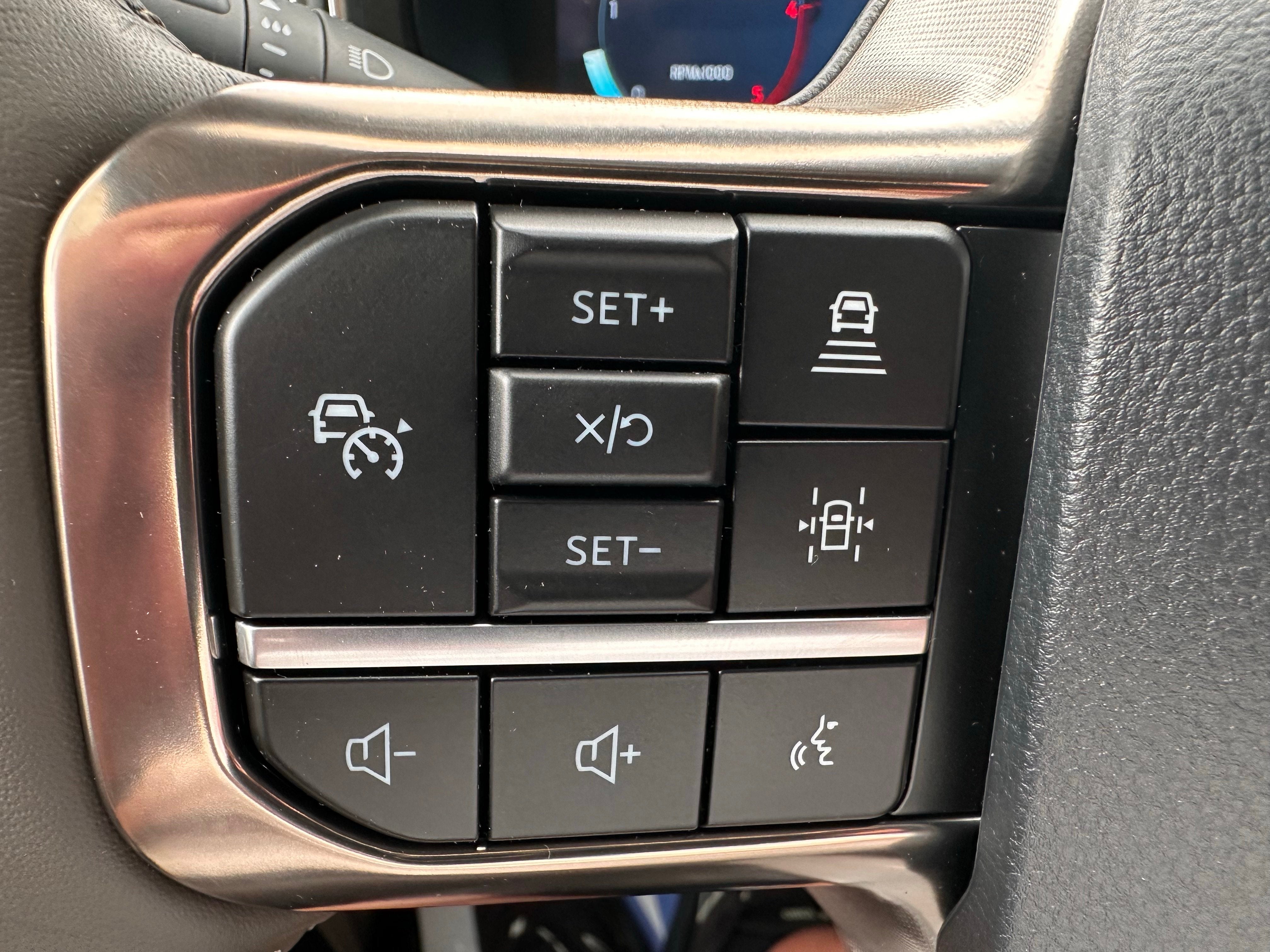2026 Ford Super Duty F-350 DRW Platinum