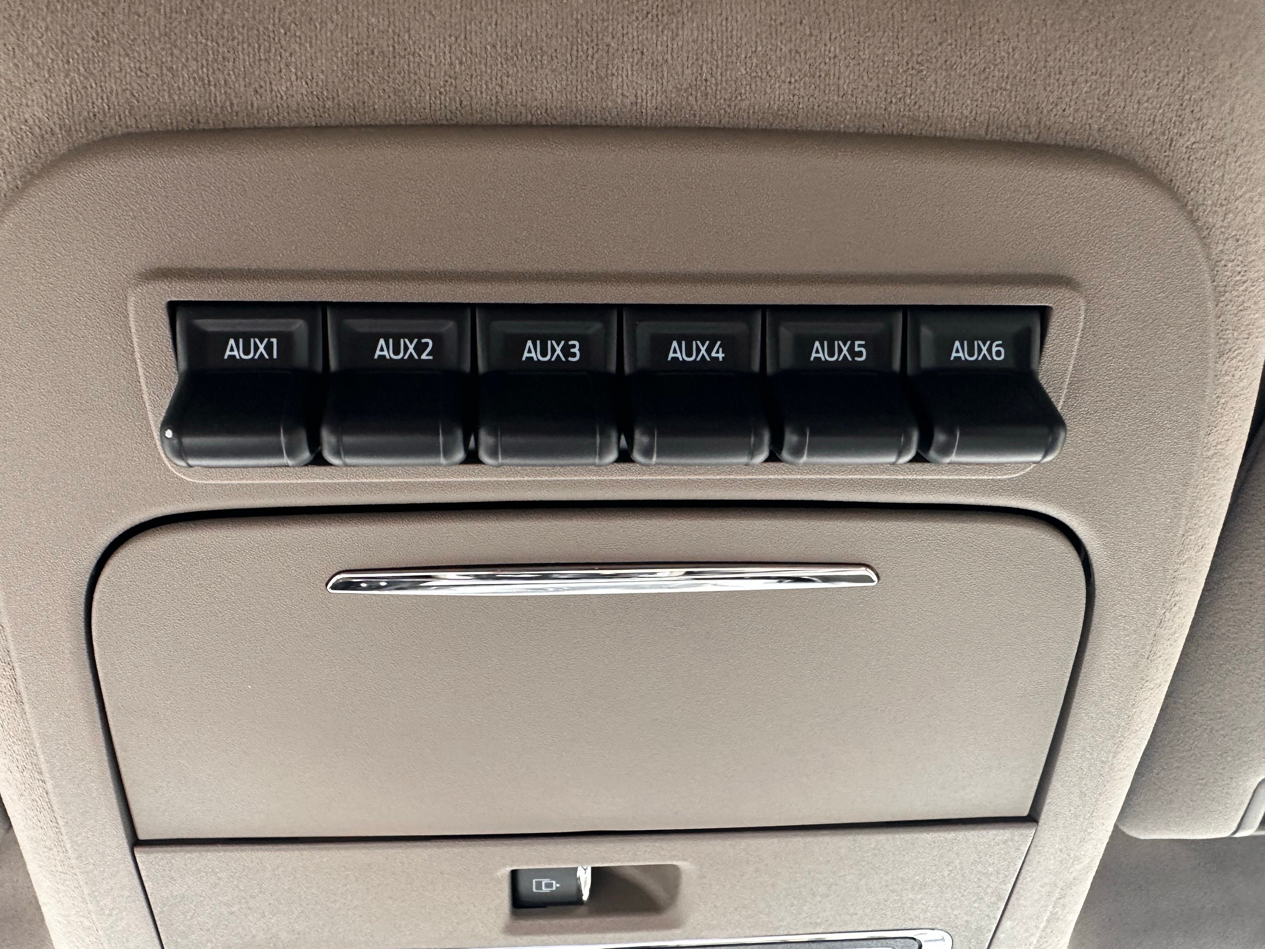 2026 Ford Super Duty F-350 DRW Platinum