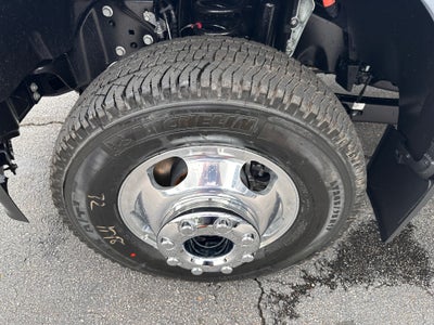2026 Ford Super Duty F-350 DRW Platinum