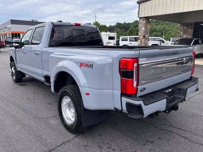 2026 Ford Super Duty F-350 DRW Platinum