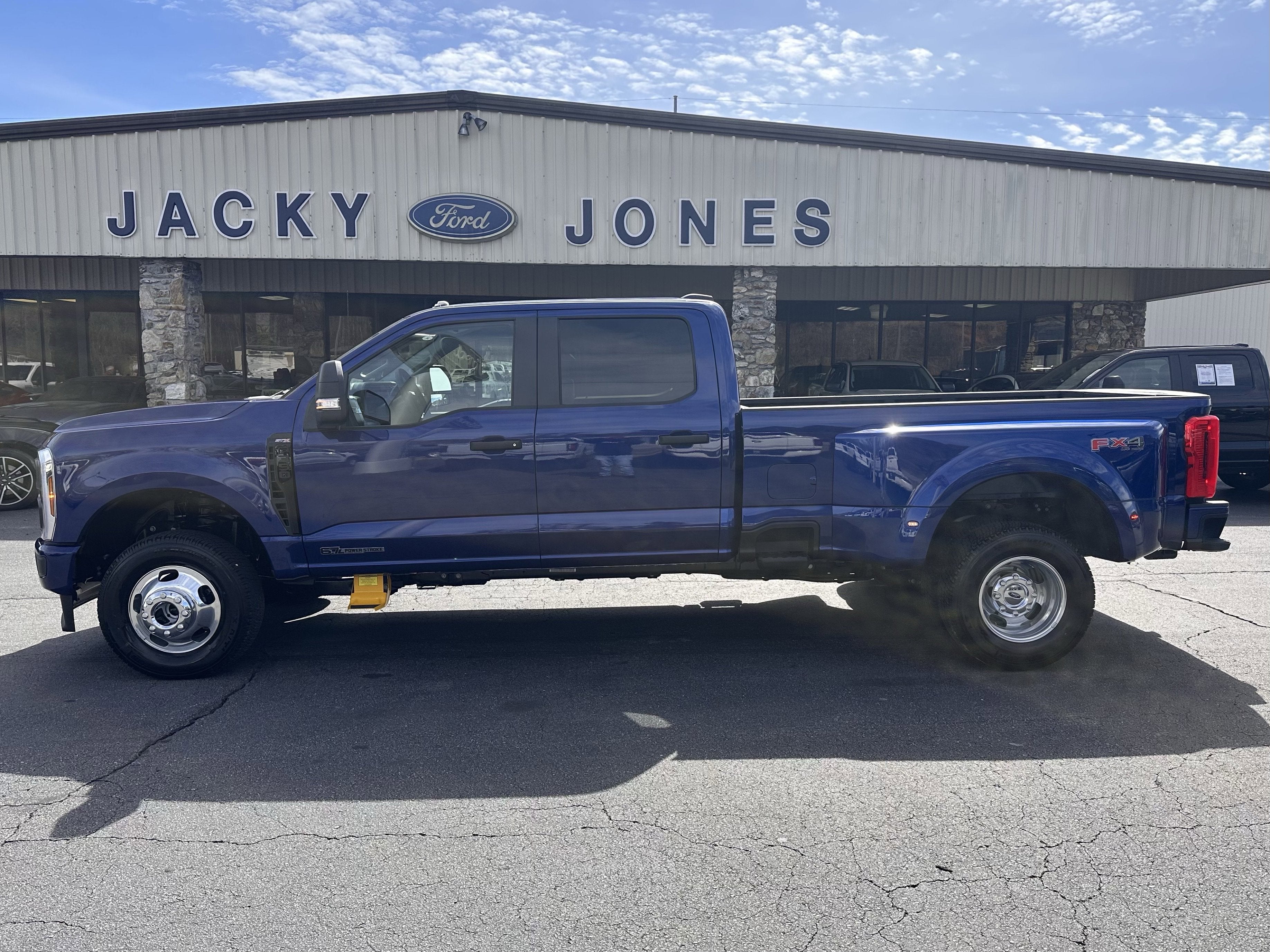 2026 Ford Super Duty F-350 DRW XL