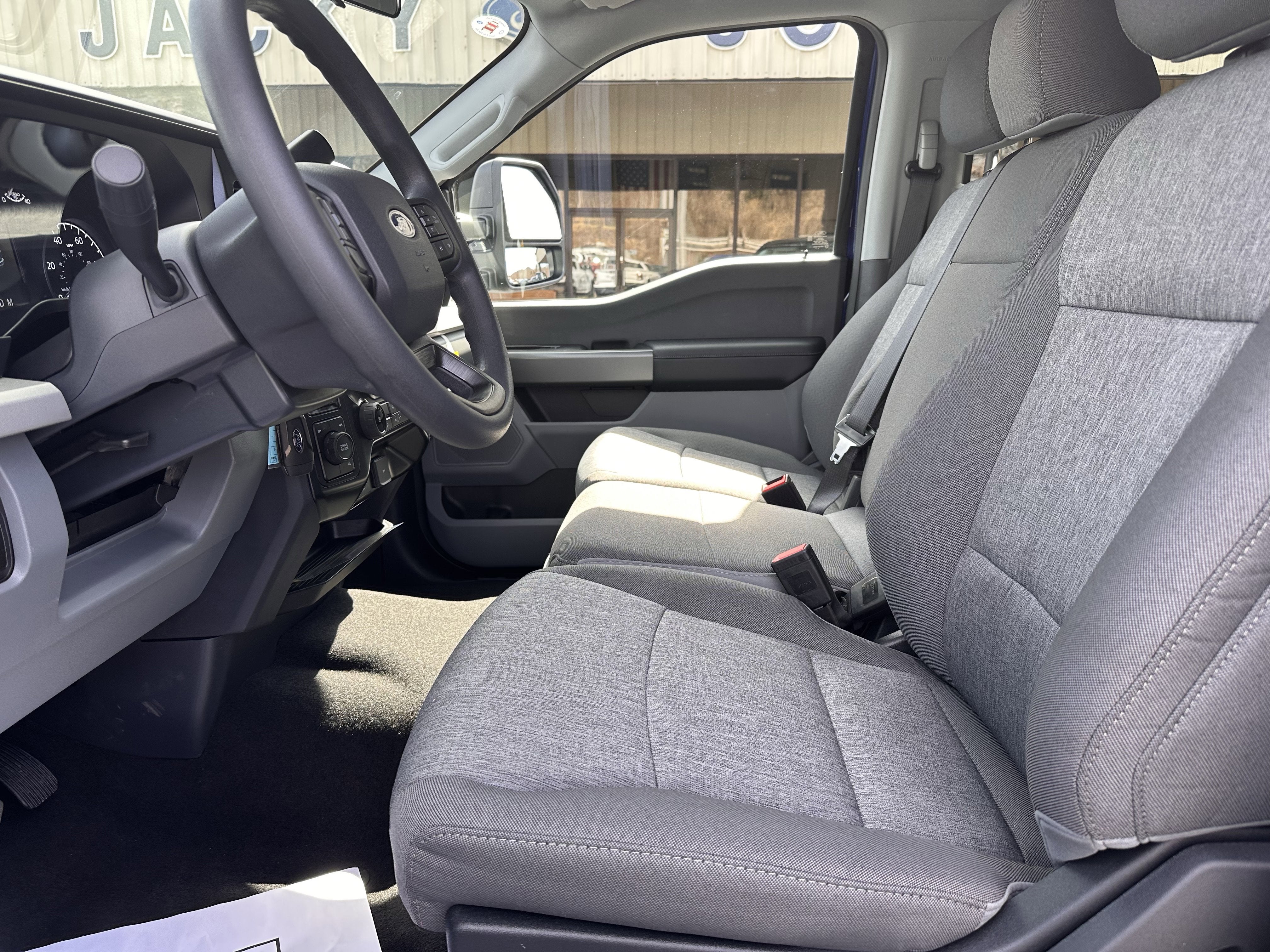 2026 Ford Super Duty F-350 DRW XL