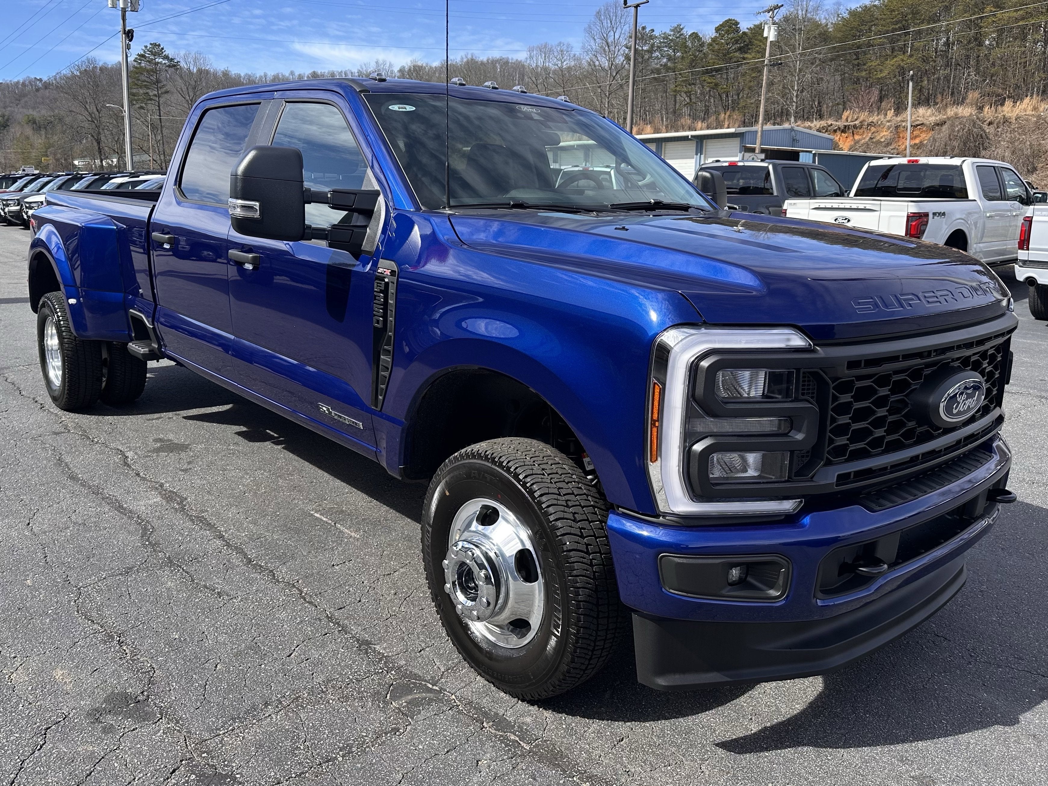 2026 Ford Super Duty F-350 DRW XL