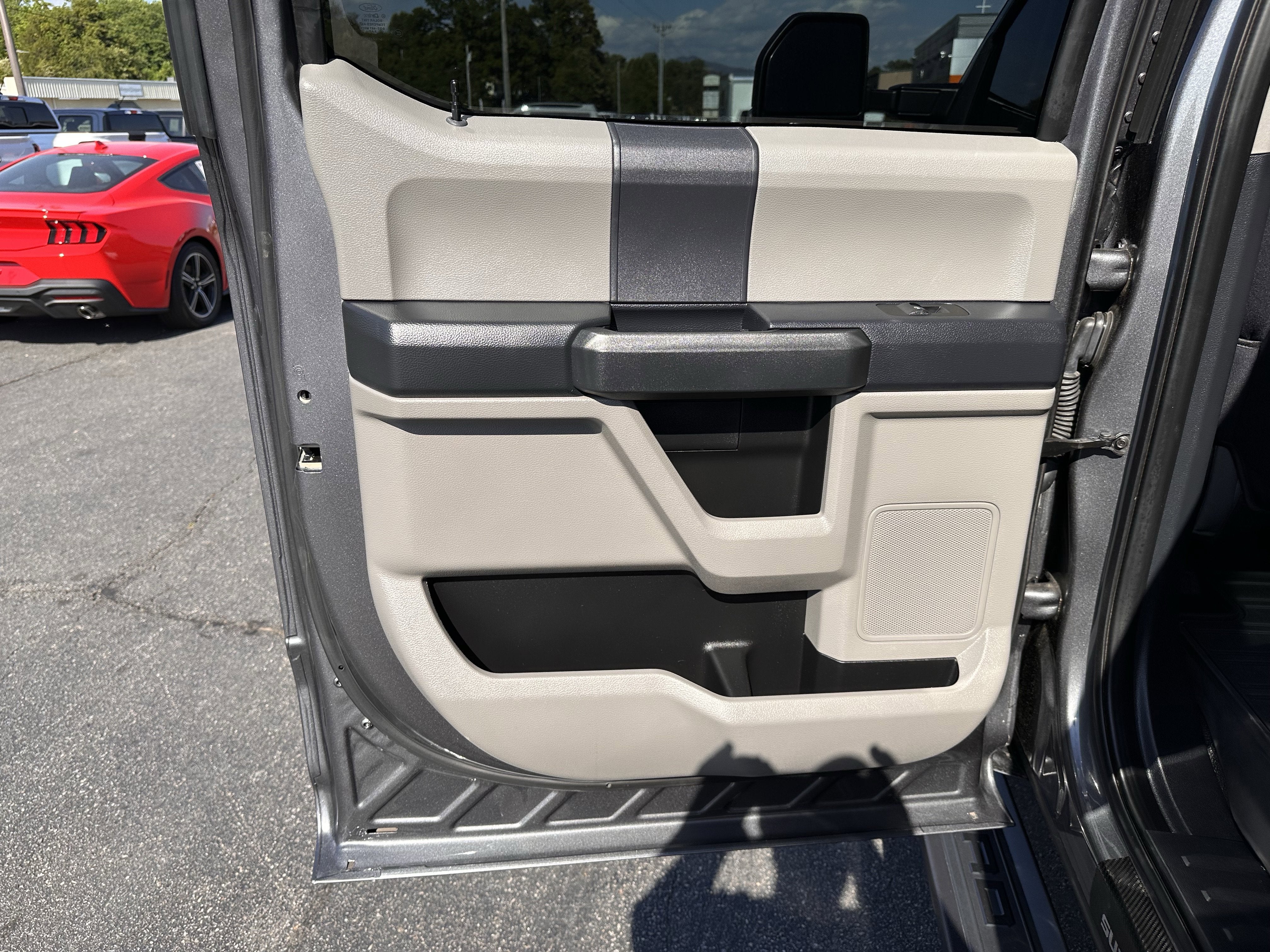 2022 Ford Super Duty F-350 DRW STX