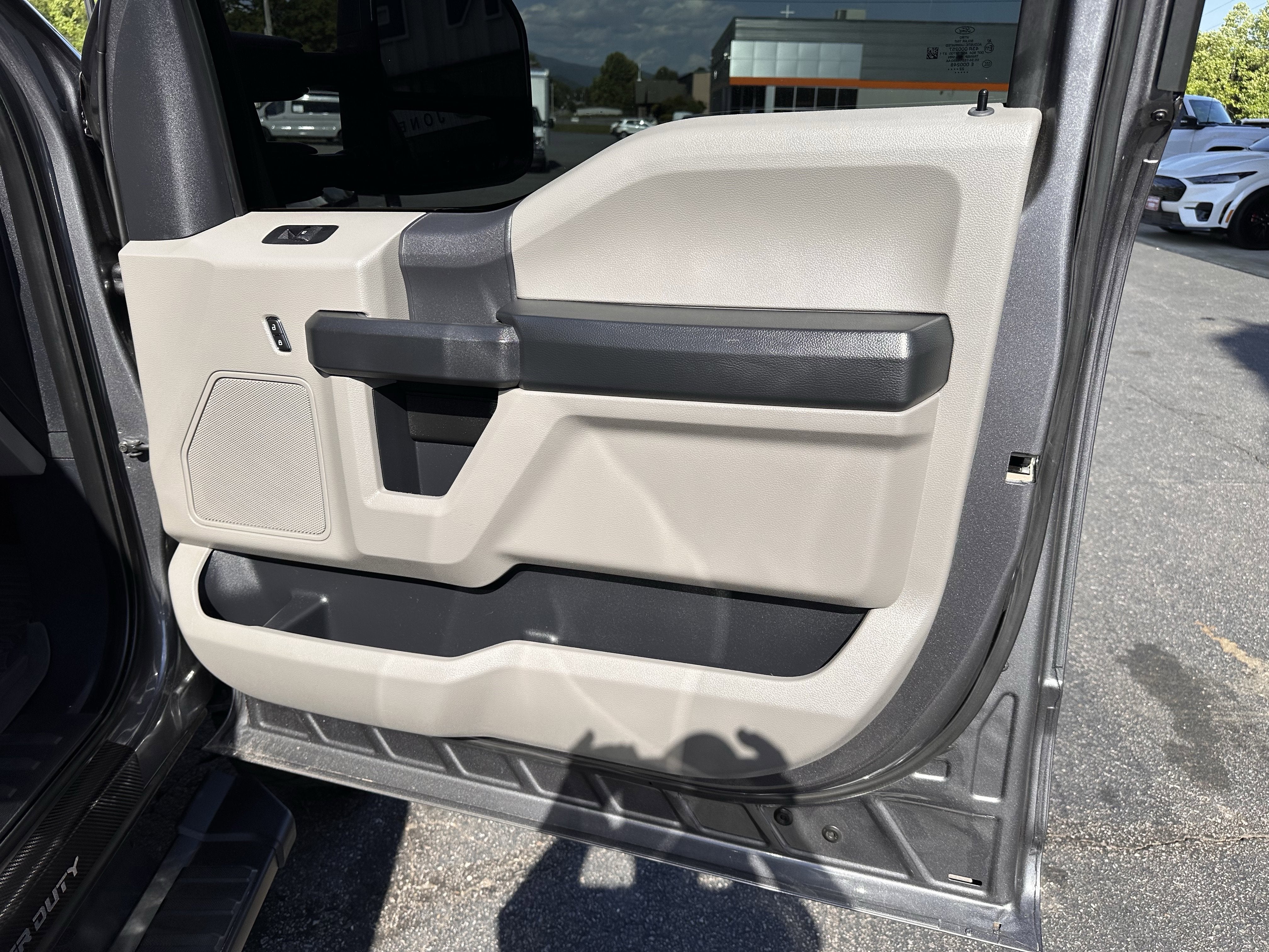 2022 Ford Super Duty F-350 DRW STX