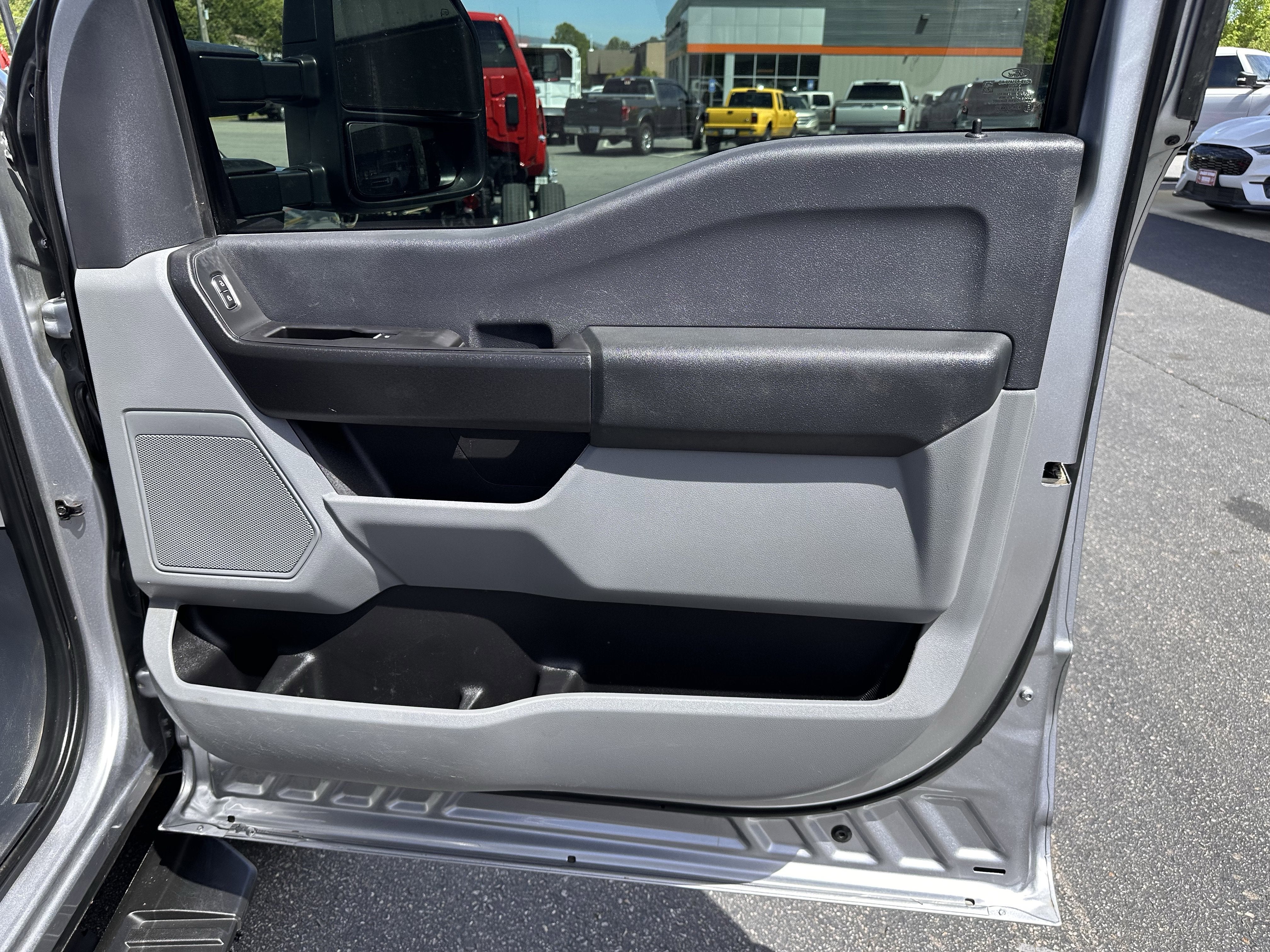 2024 Ford Super Duty F-350 DRW XL