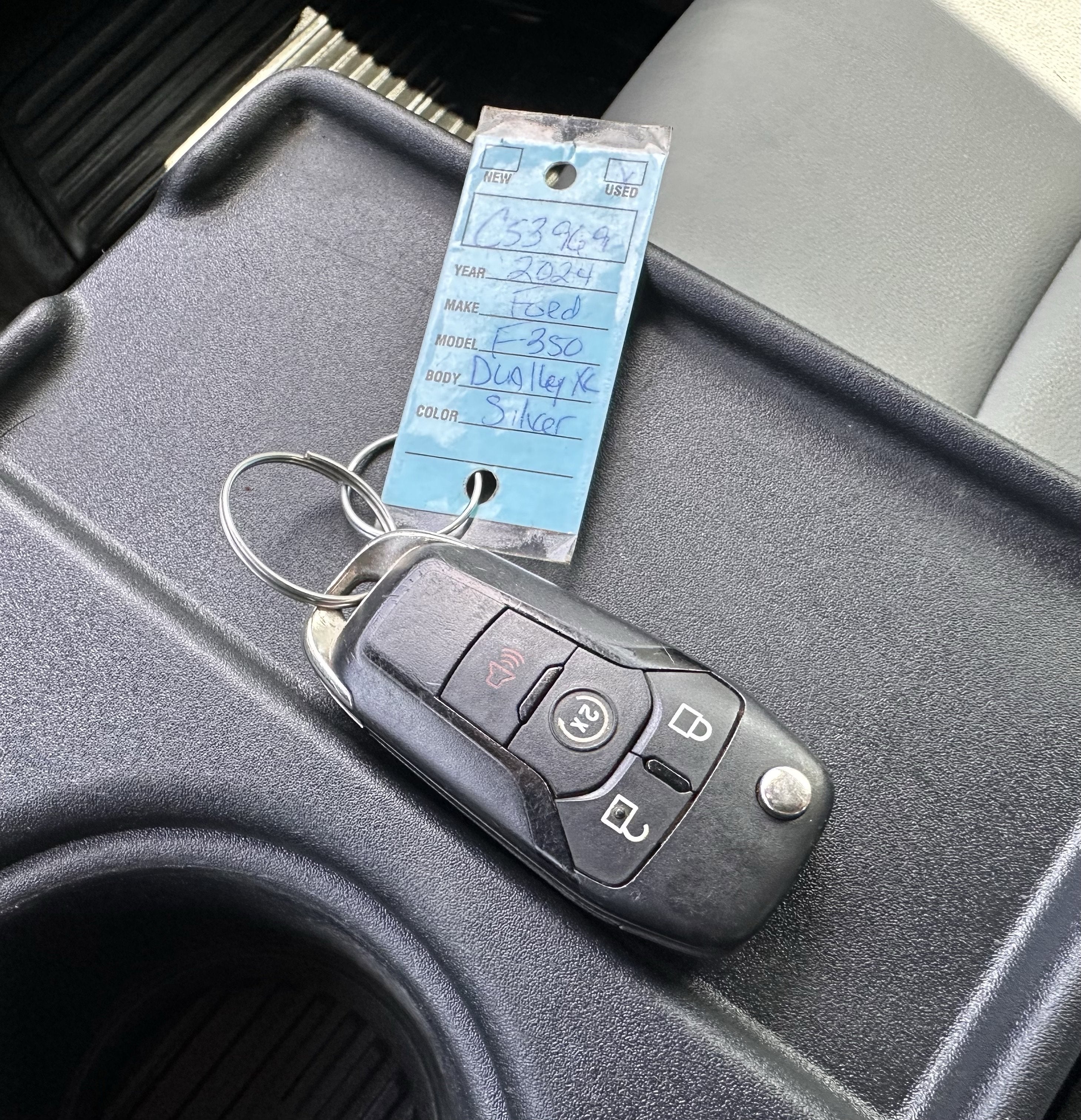 2024 Ford Super Duty F-350 DRW XL