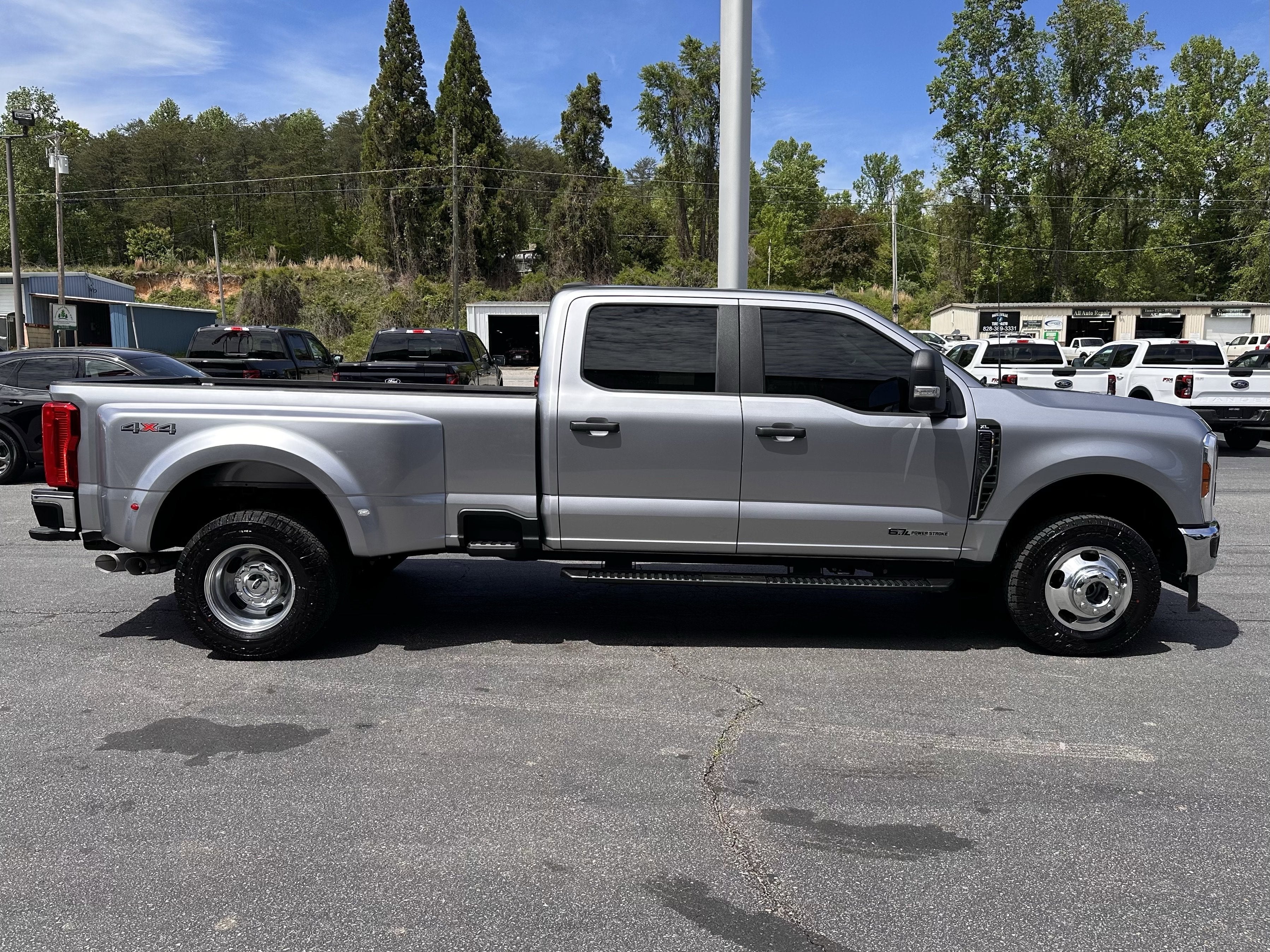 2024 Ford Super Duty F-350 DRW XL